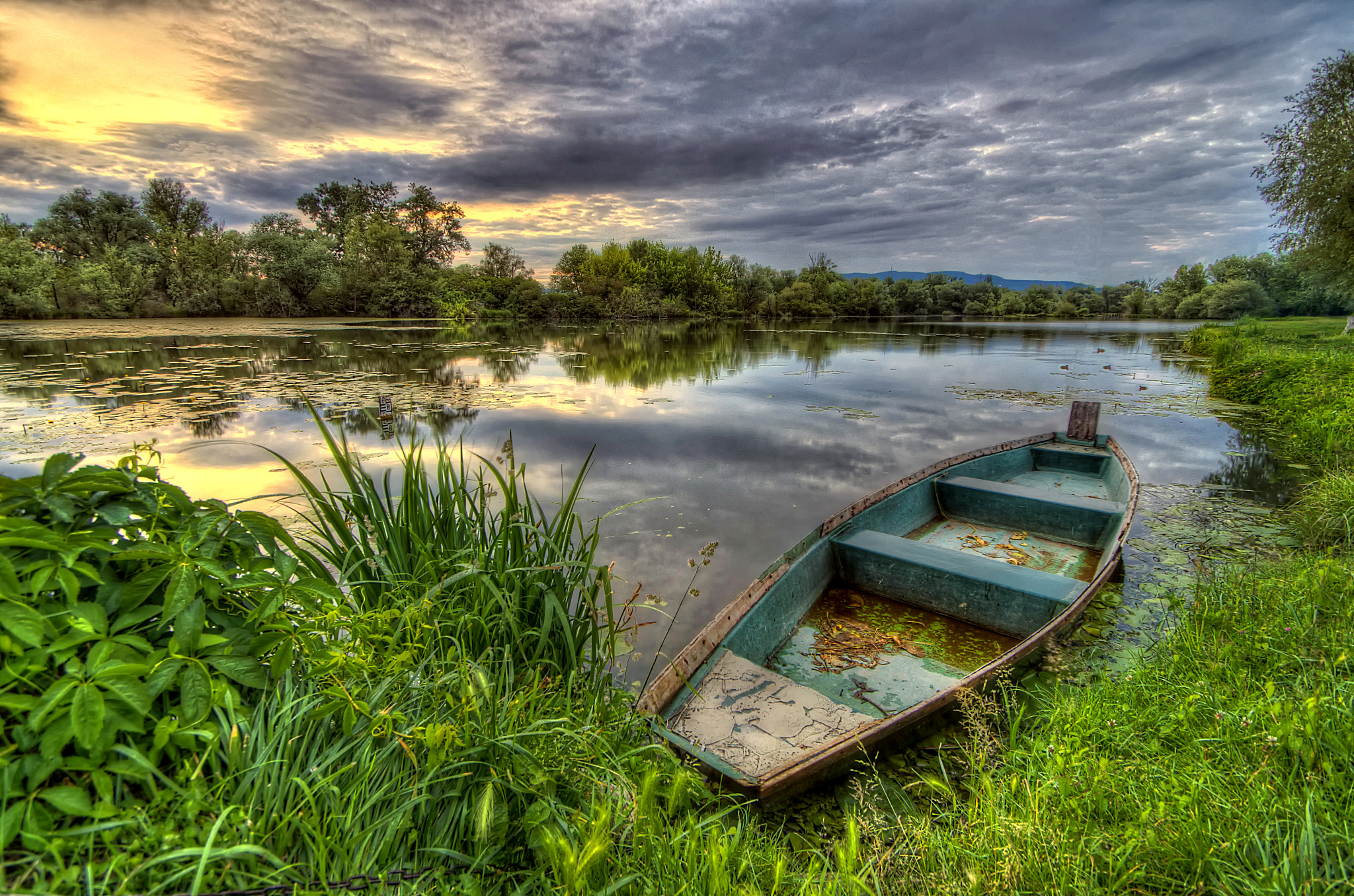 Бесплатное фото Обои на телефон закат, река, берег