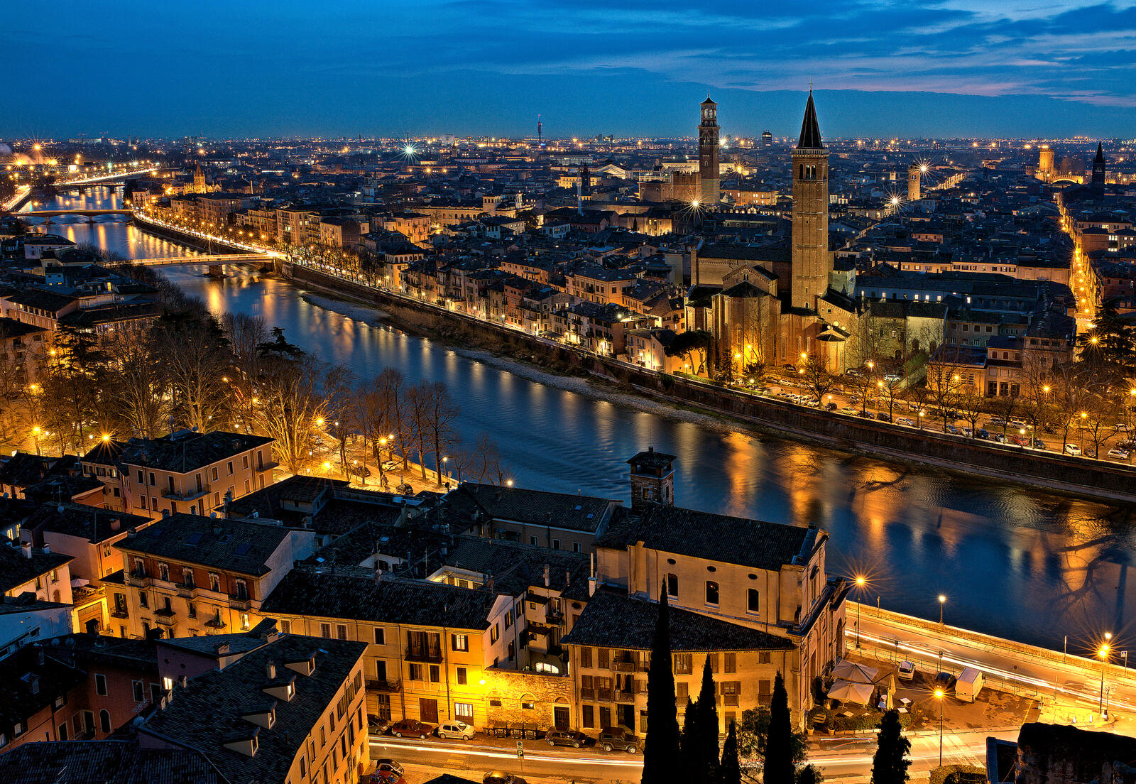 Wallpapers lights Verona night city on the desktop