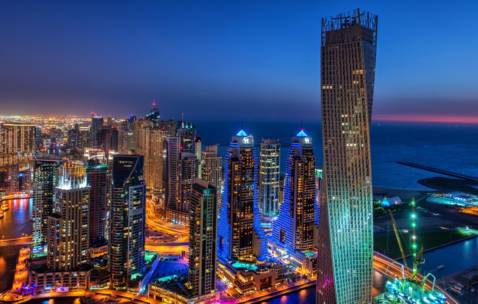 Free photo Bird`s-eye view of Dubai`s high-rises