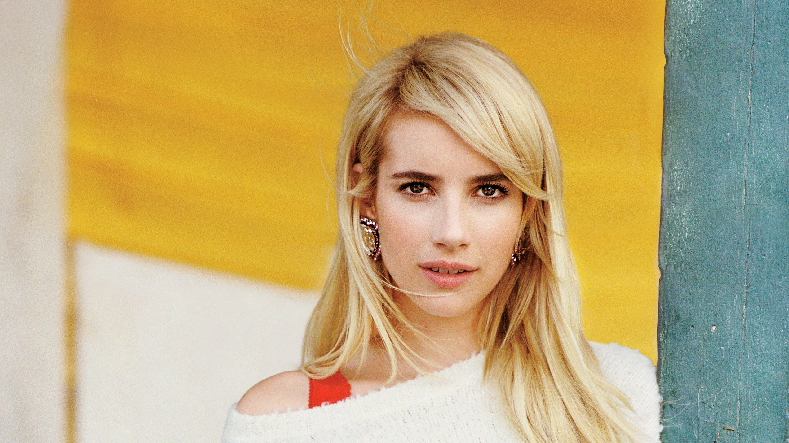 Wallpapers Emma Roberts blonde hair blonde on the desktop