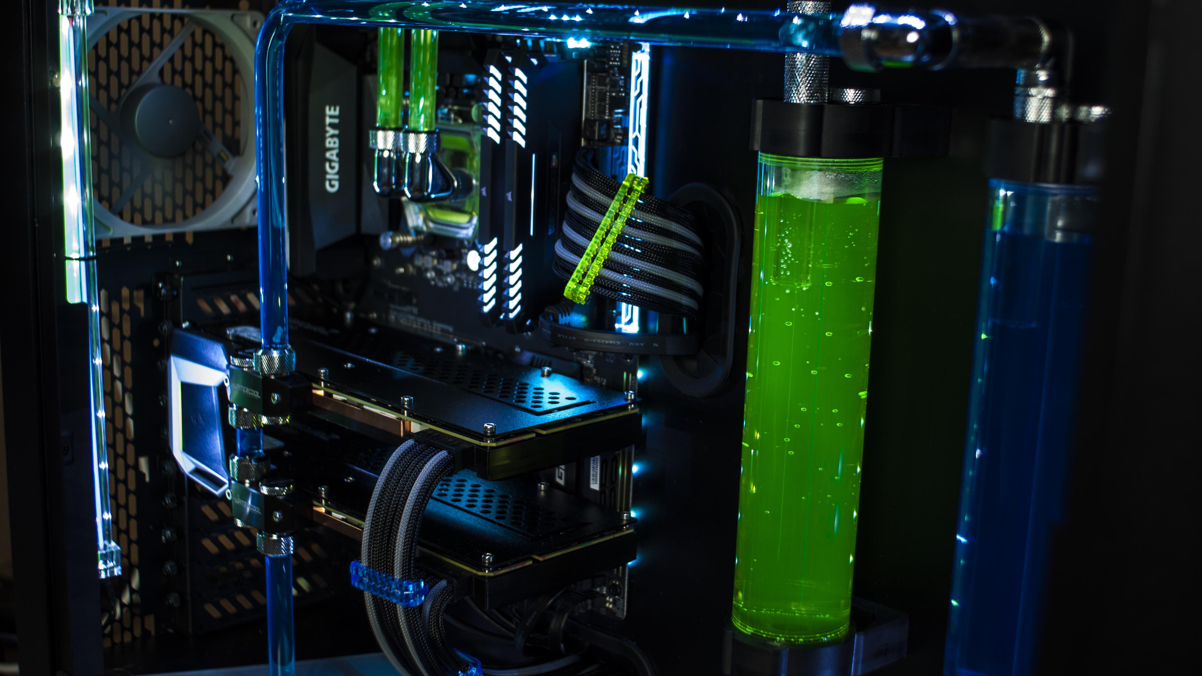 Wallpapers custom water cooling green liquid pc gaming on the desktop