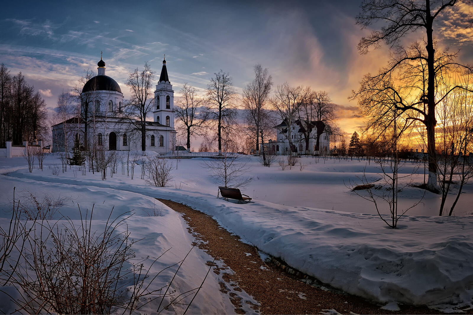 Обои церковь Святого Николая пруд зима на рабочий стол