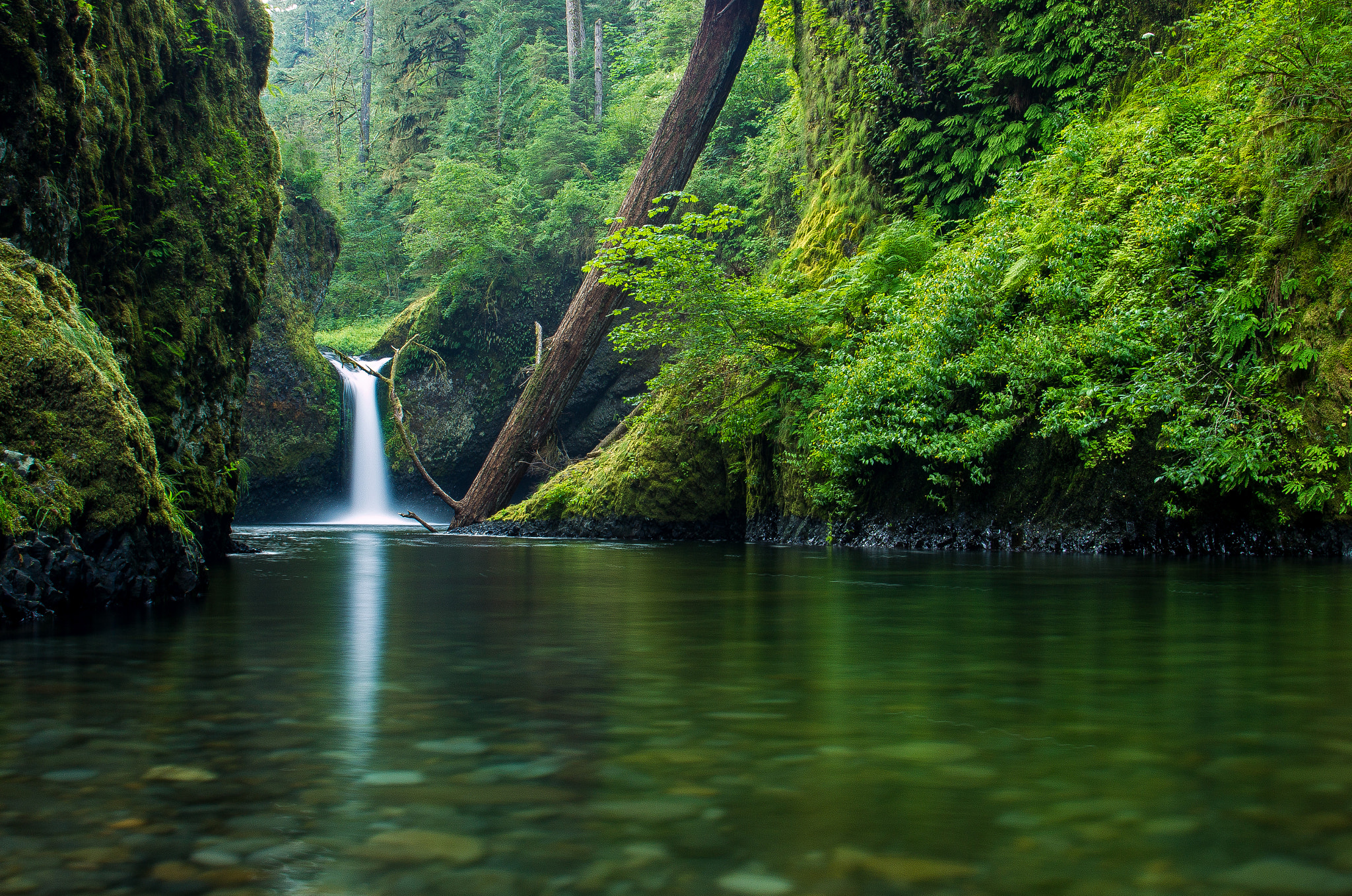 Wallpapers Punch Bowl Falls Columbia River Gorge waterfall on the desktop