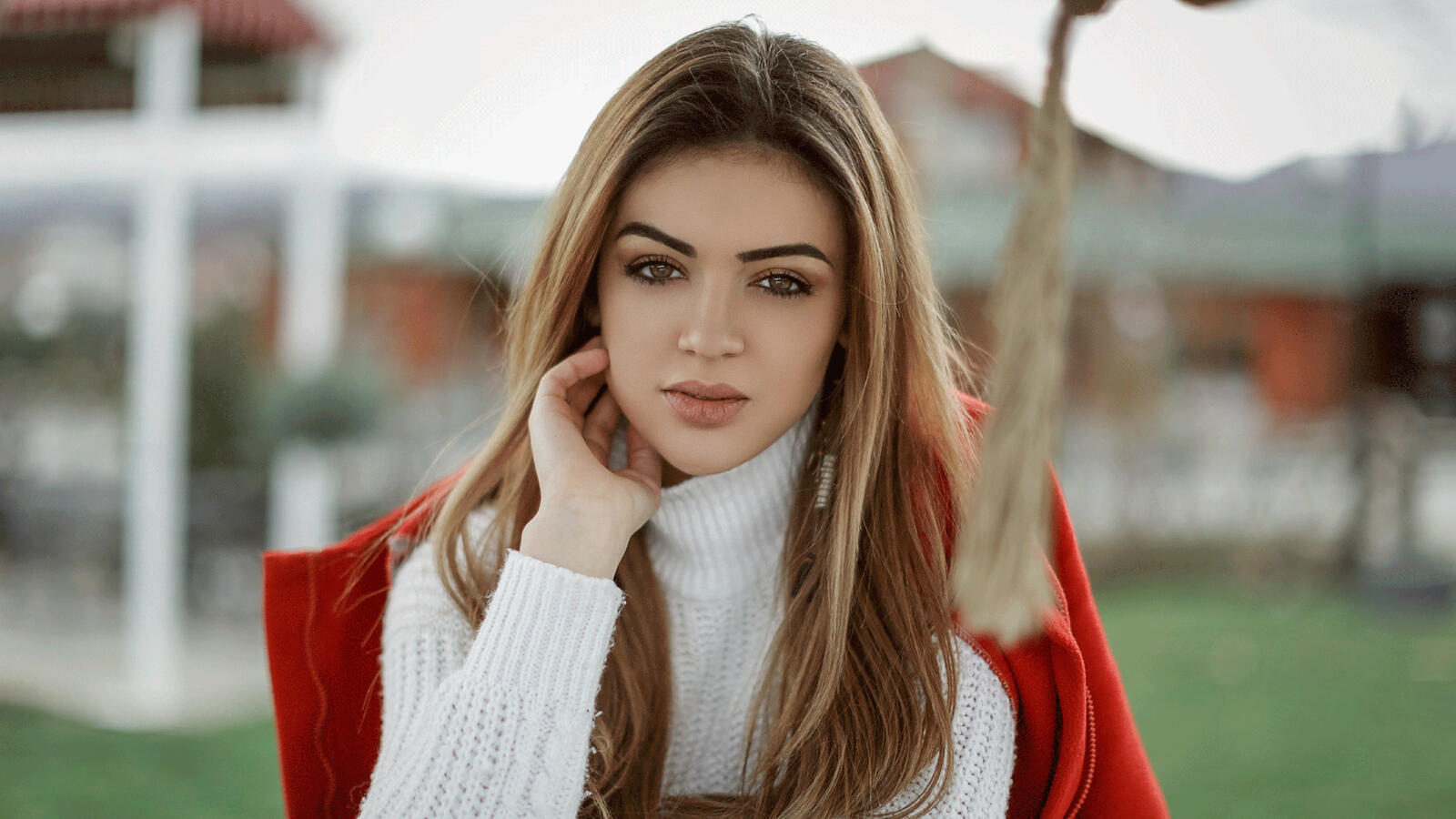 Wallpapers eyebrows white sweater depth of field on the desktop