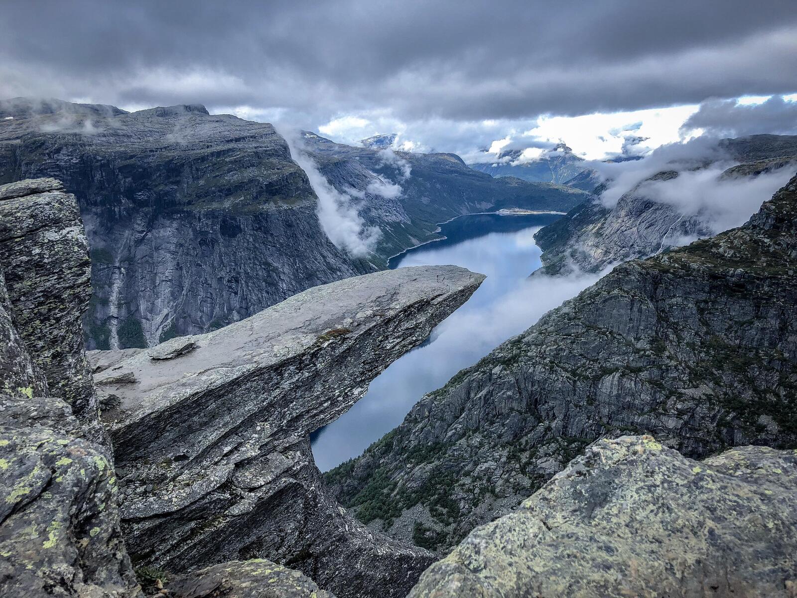 Wallpapers The Troll s tongue Trolltunga Norway on the desktop