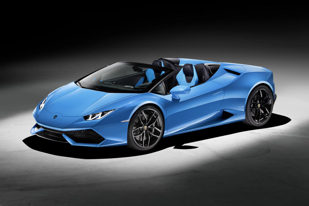 Lamborghini Urakan blue