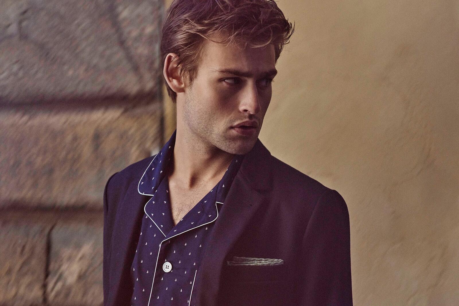 Wallpapers douglas booth side view costume on the desktop