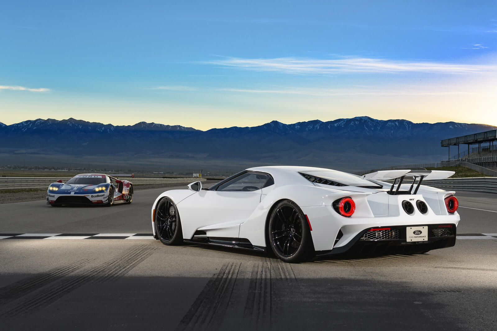 Wallpapers Ford Gt polygon white on the desktop