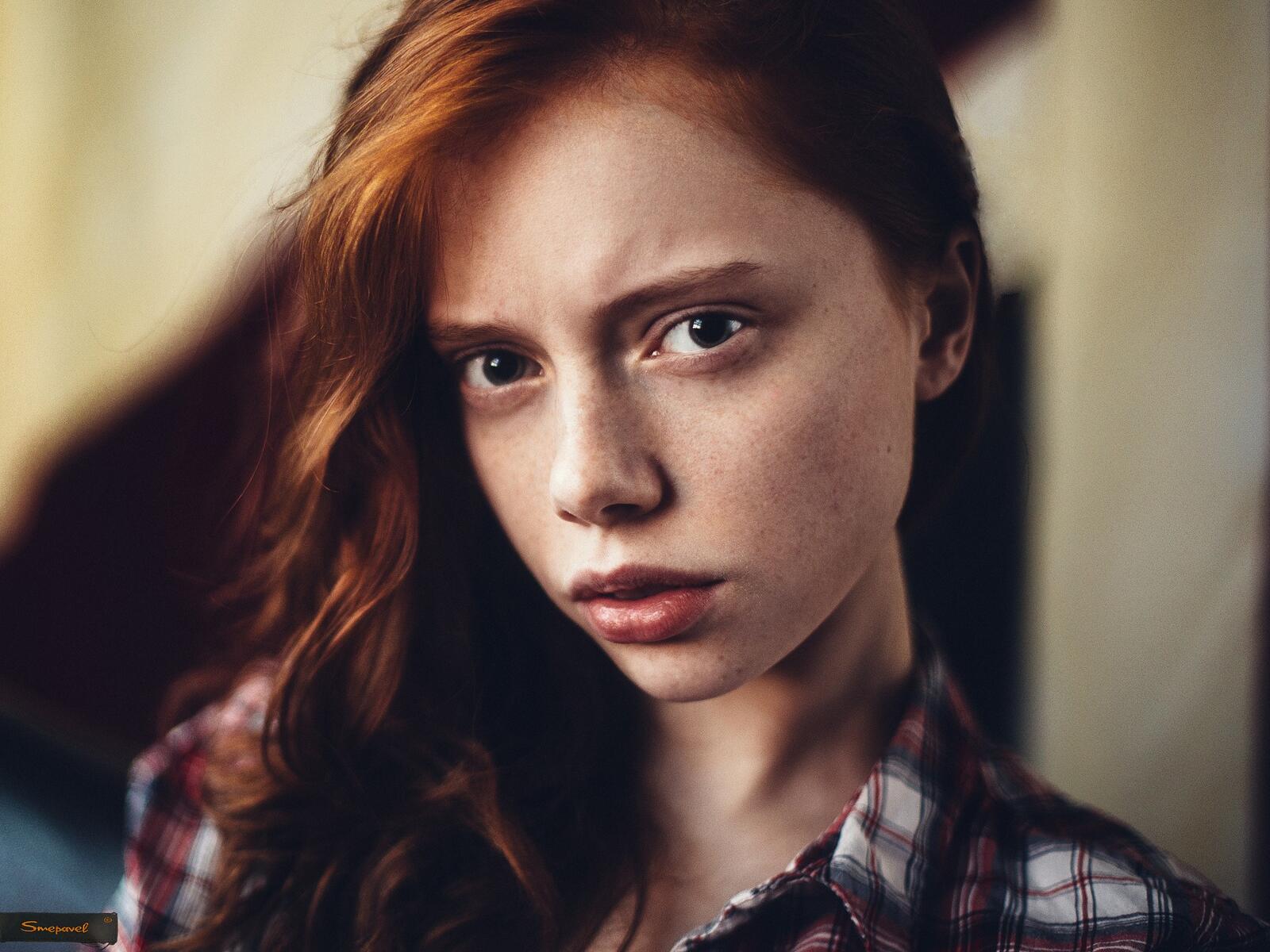 桌面上的壁纸叶卡捷琳娜-亚斯诺戈罗德斯卡娅 模型 红发
