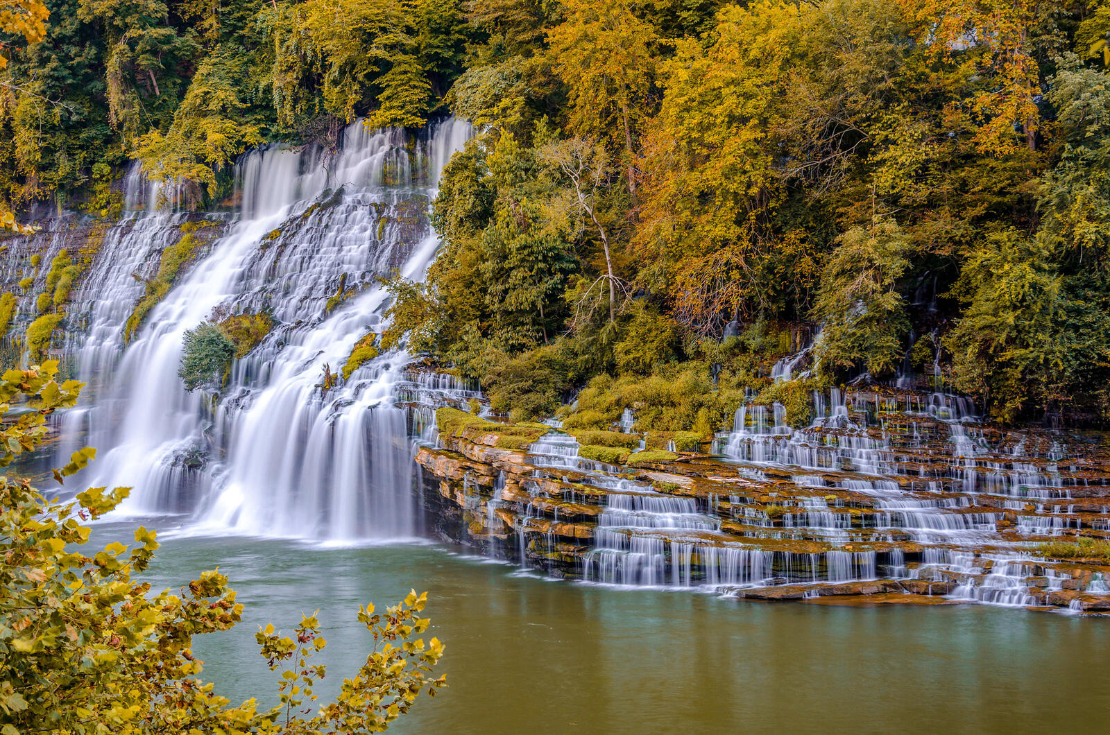 Wallpapers Tennessee autumn waterfall on the desktop