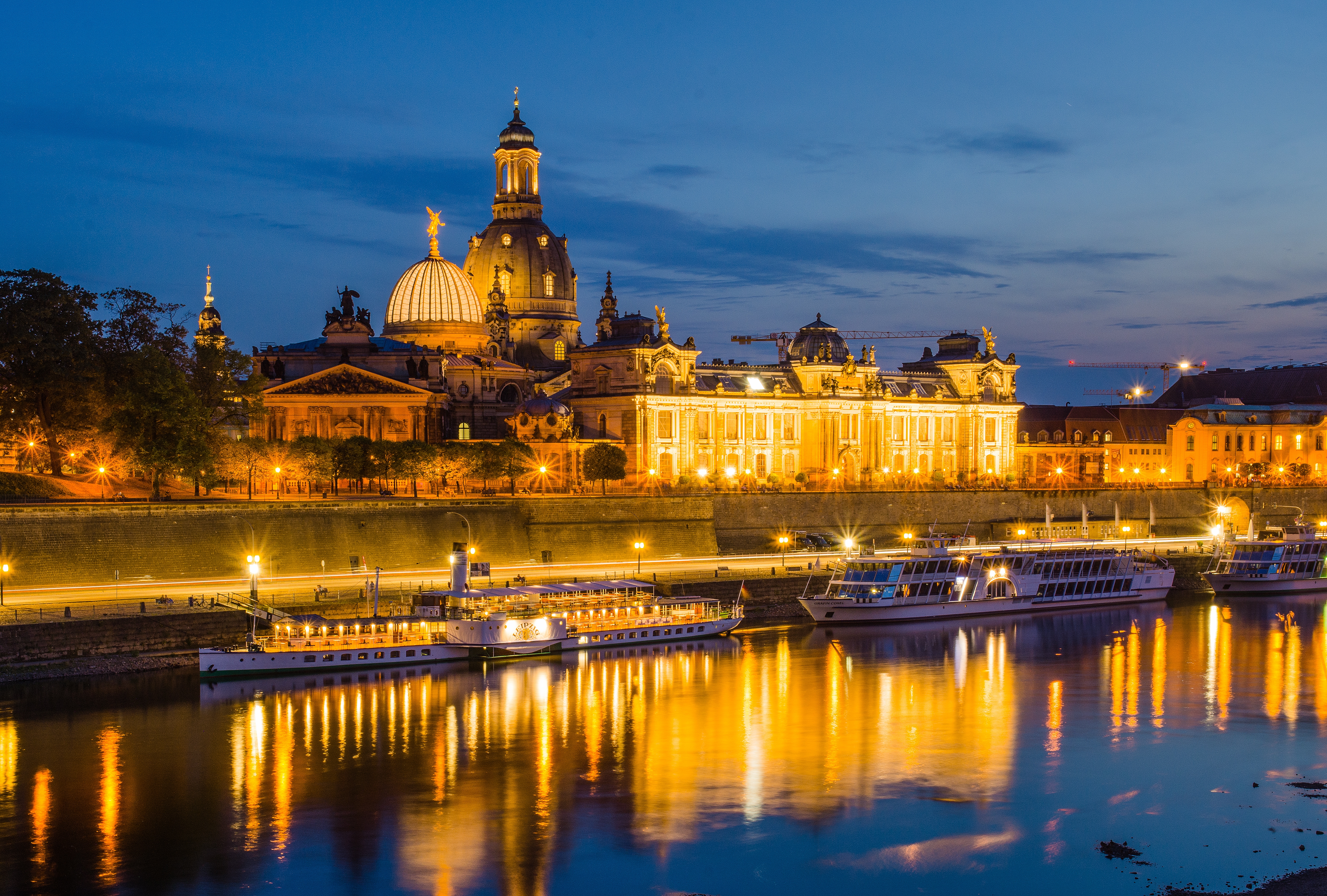Wallpapers Dresden night lights cruise ships on the desktop