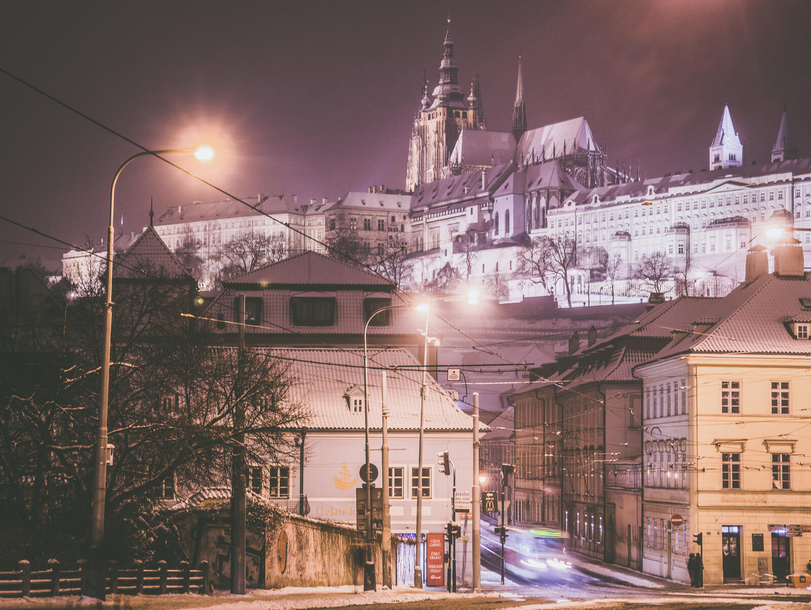 Обои Зима в Праге Чехия город на рабочий стол