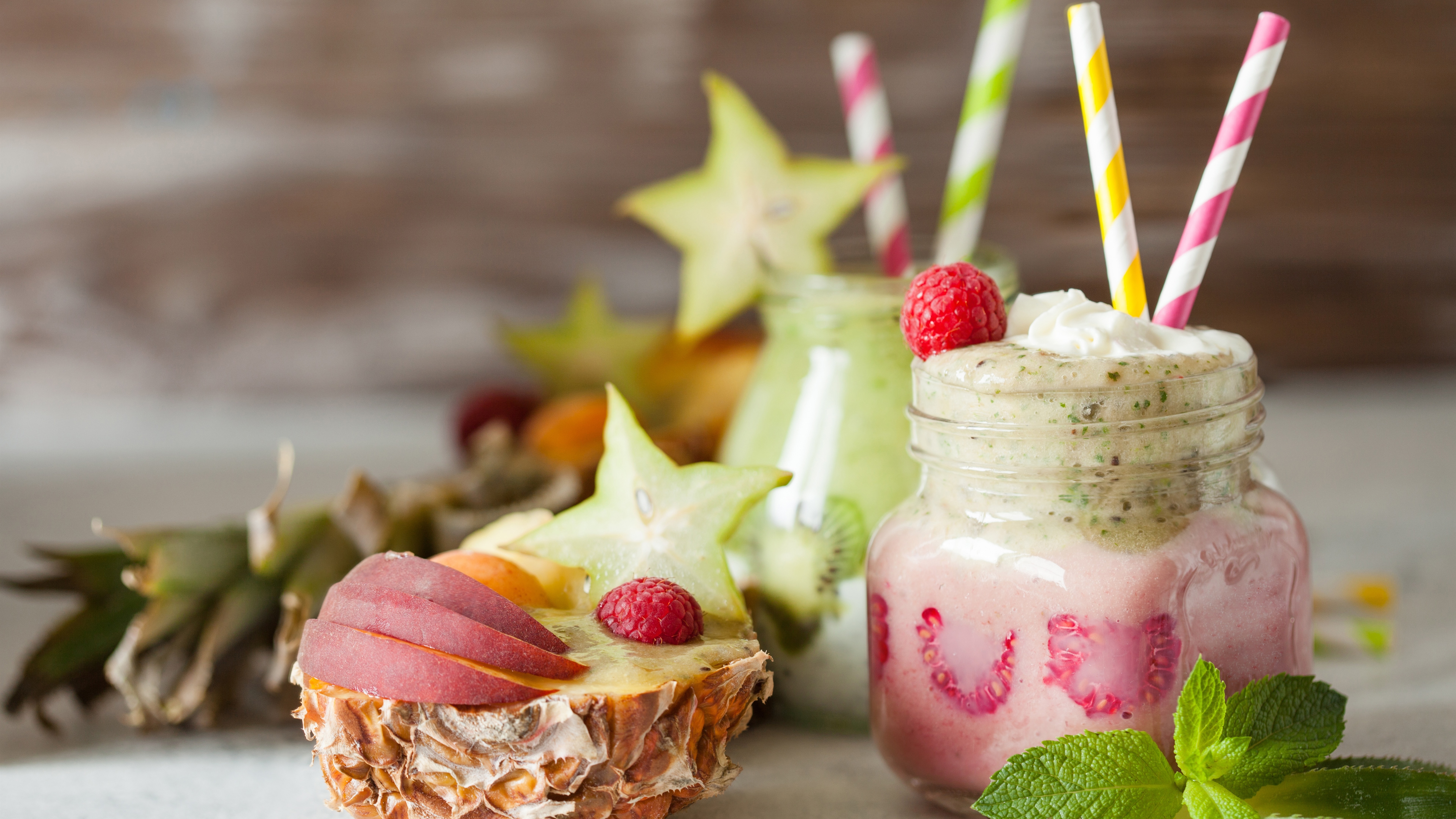 Photo free smoothie, fruits, healty nutrition
