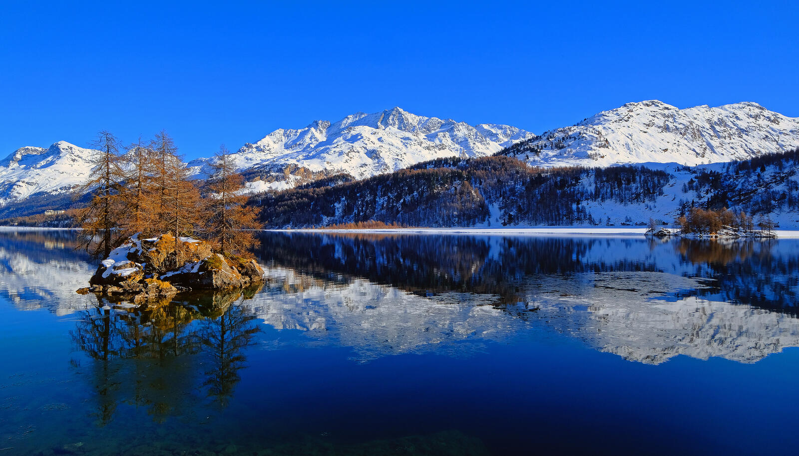 Обои Швейцария озеро Bergsee на рабочий стол
