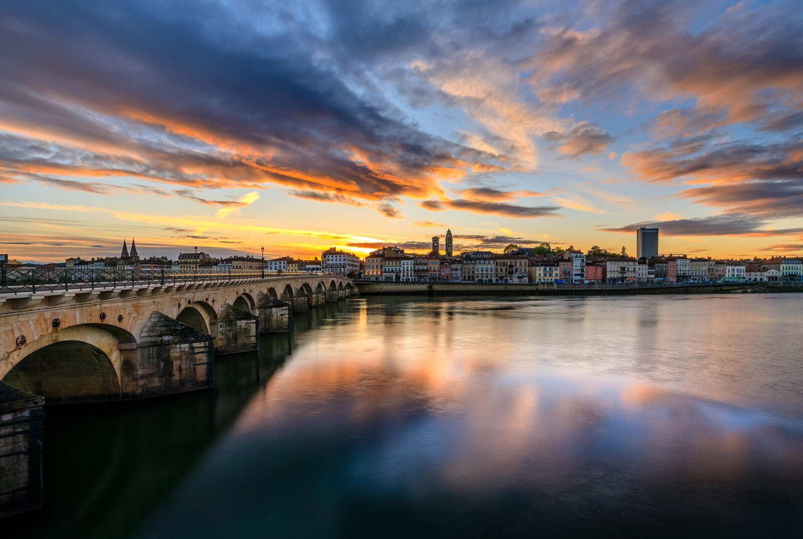 Wallpapers France city Saone River on the desktop