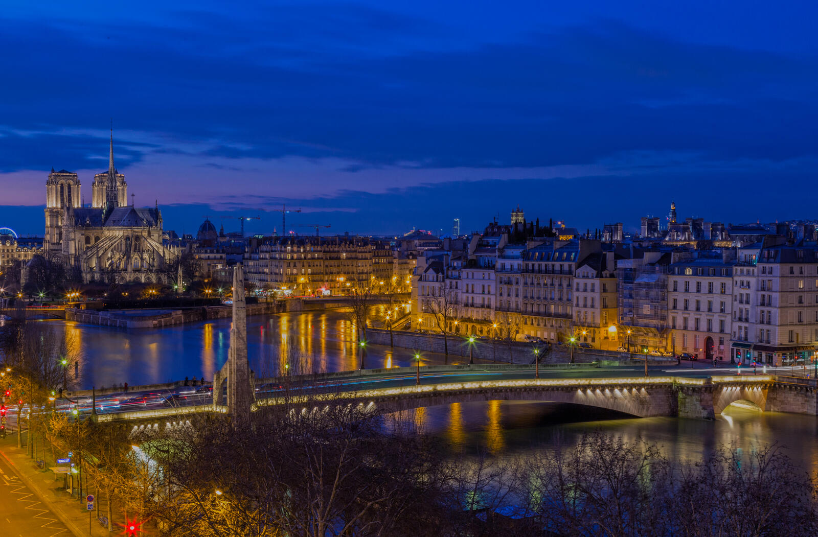 Бесплатное фото Полночь в Париже