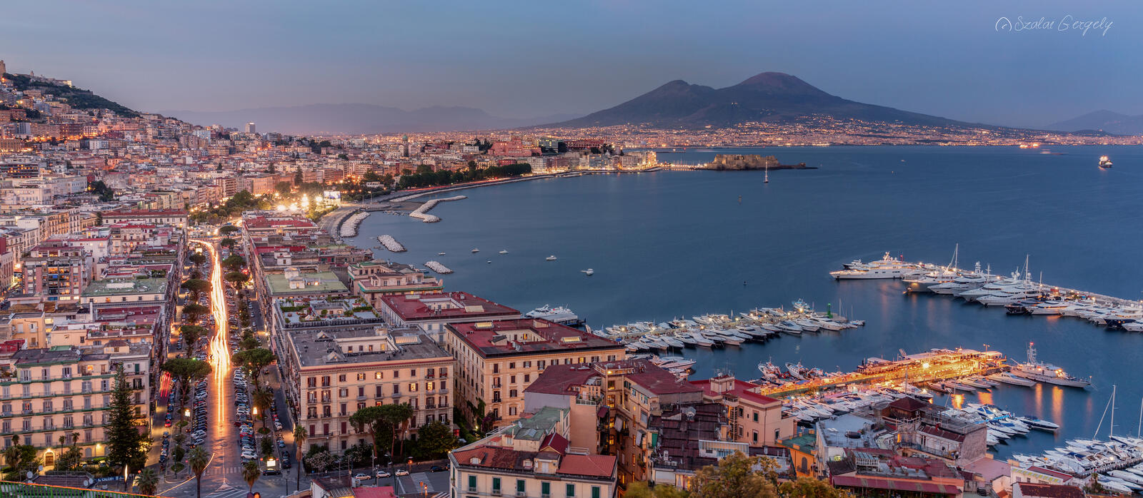 Обои панорама Неаполь Италия на рабочий стол