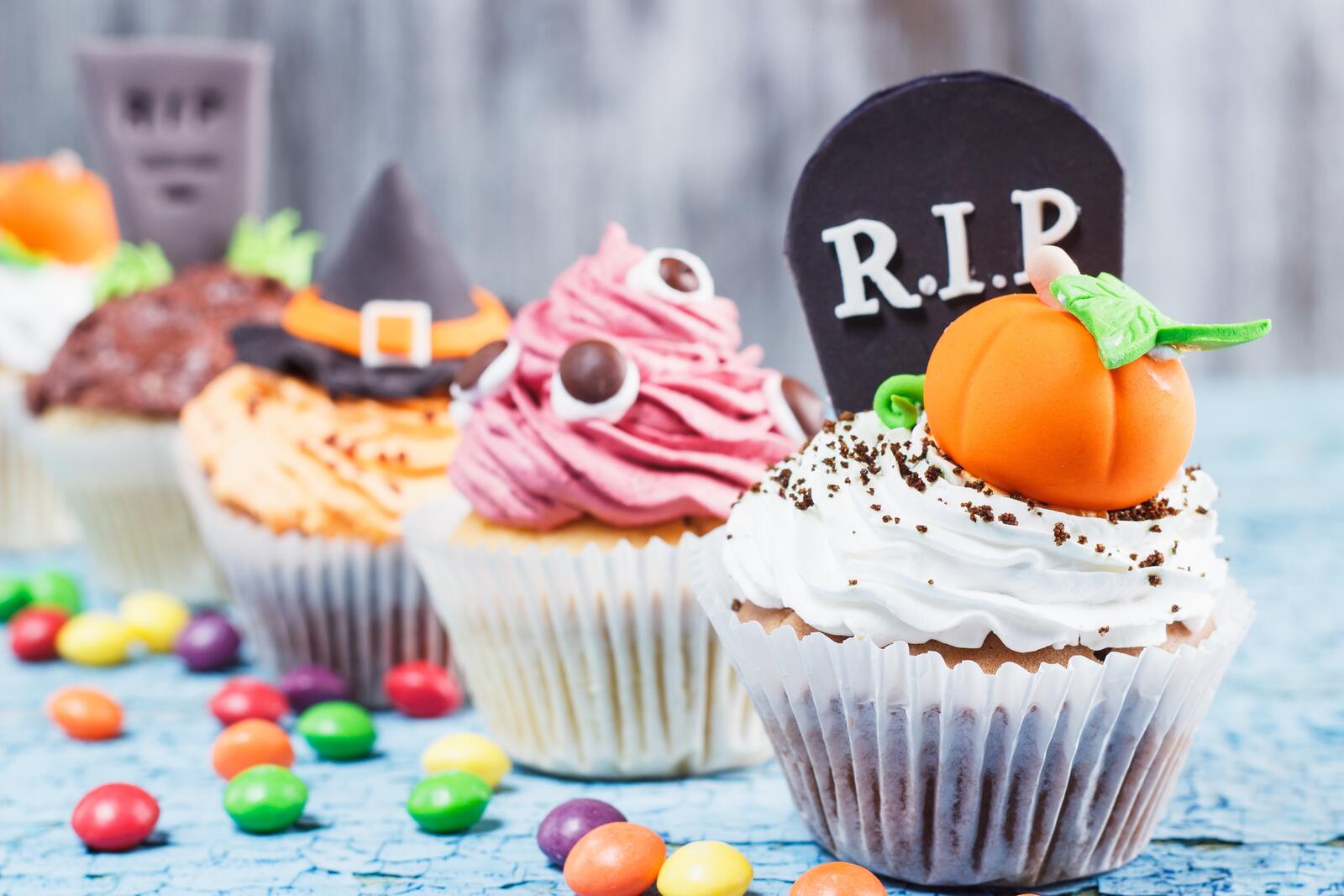 Free photo Cupcakes in Halloween style