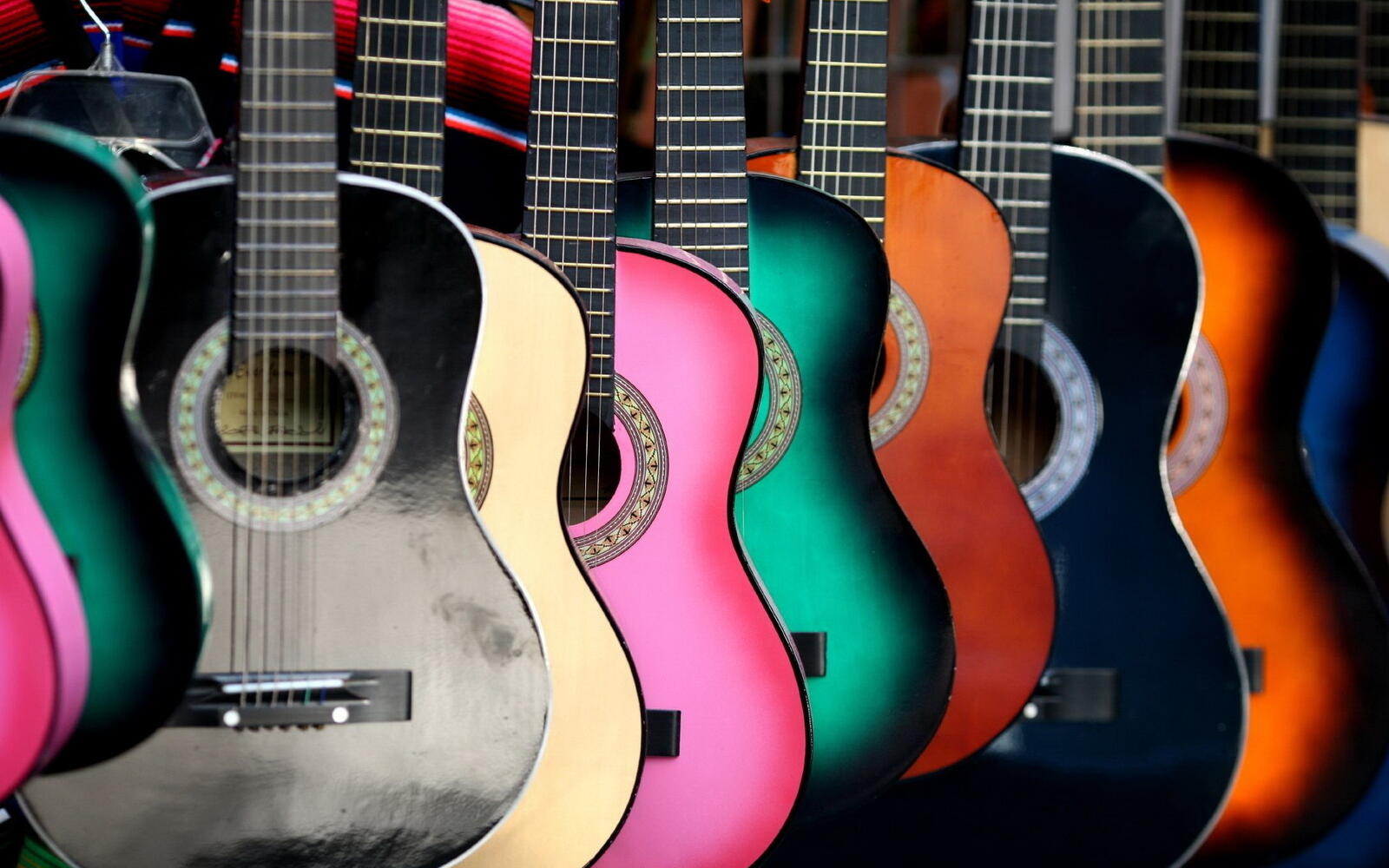 Wallpapers guitars photos multi-colored on the desktop