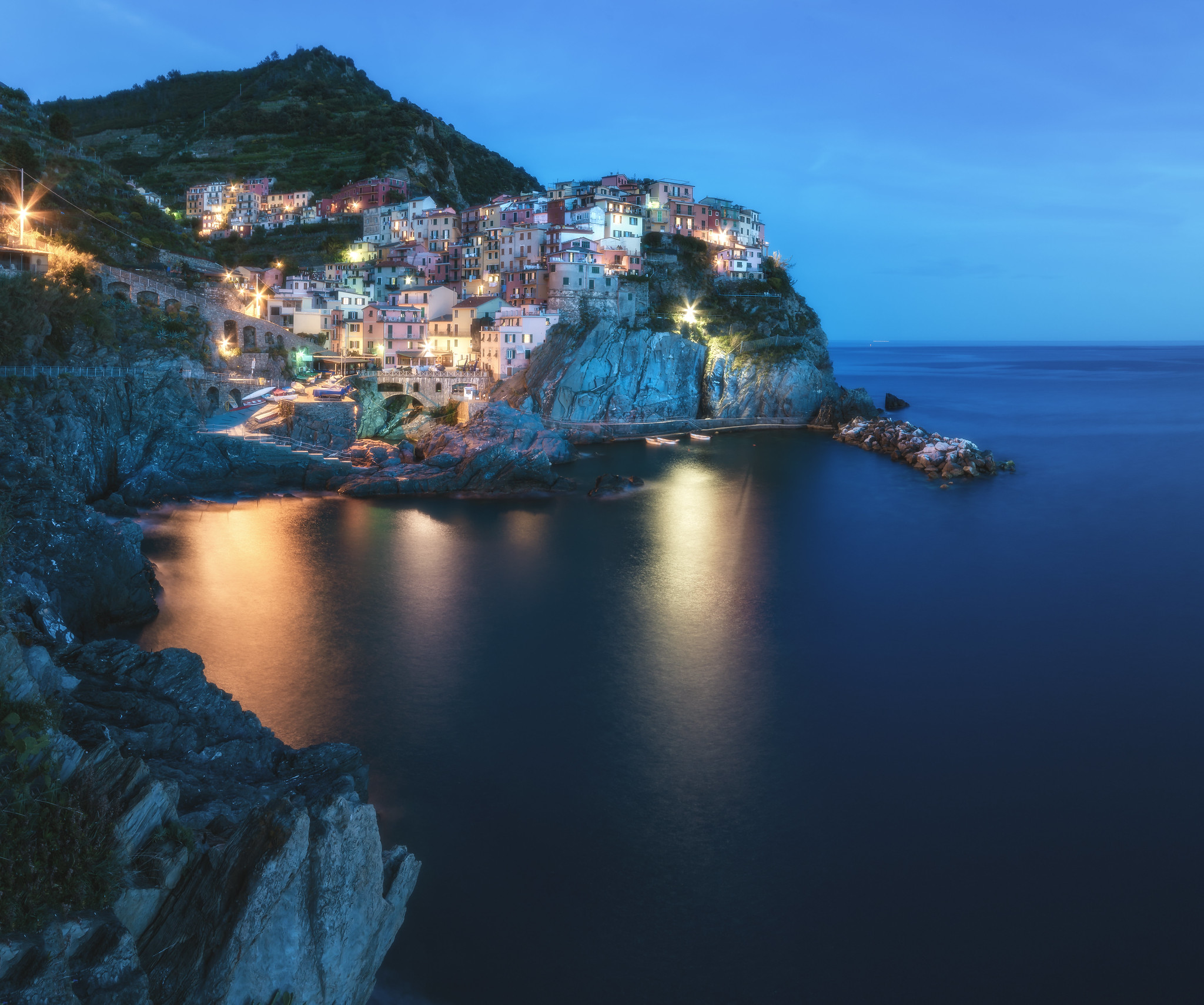 Wallpapers night illumination Cinque Terre on the desktop
