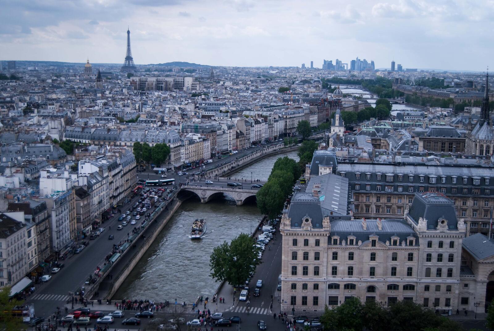 Обои город Эйфелева башня Париж на рабочий стол
