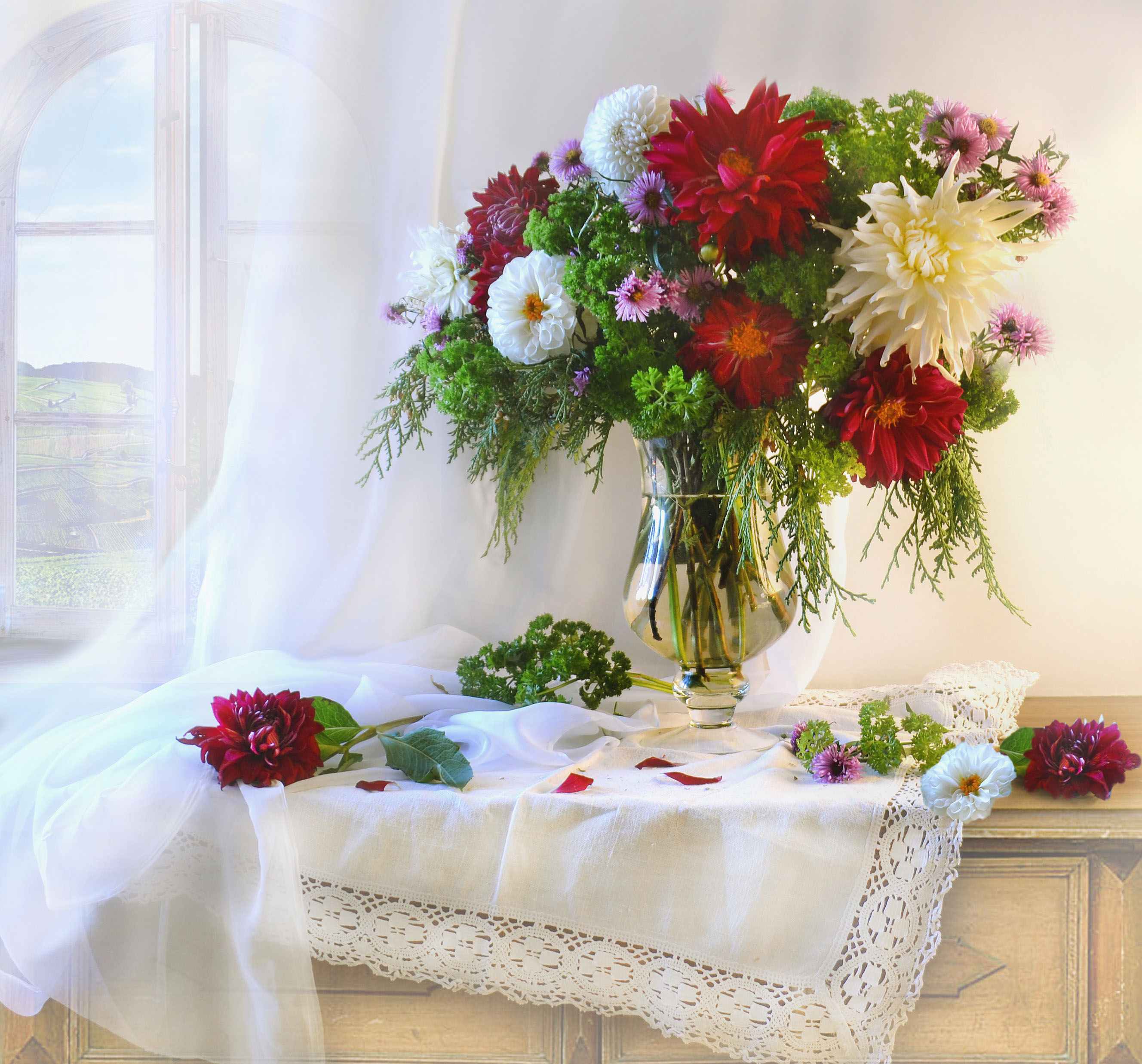 Photo free bouquet, window, still life
