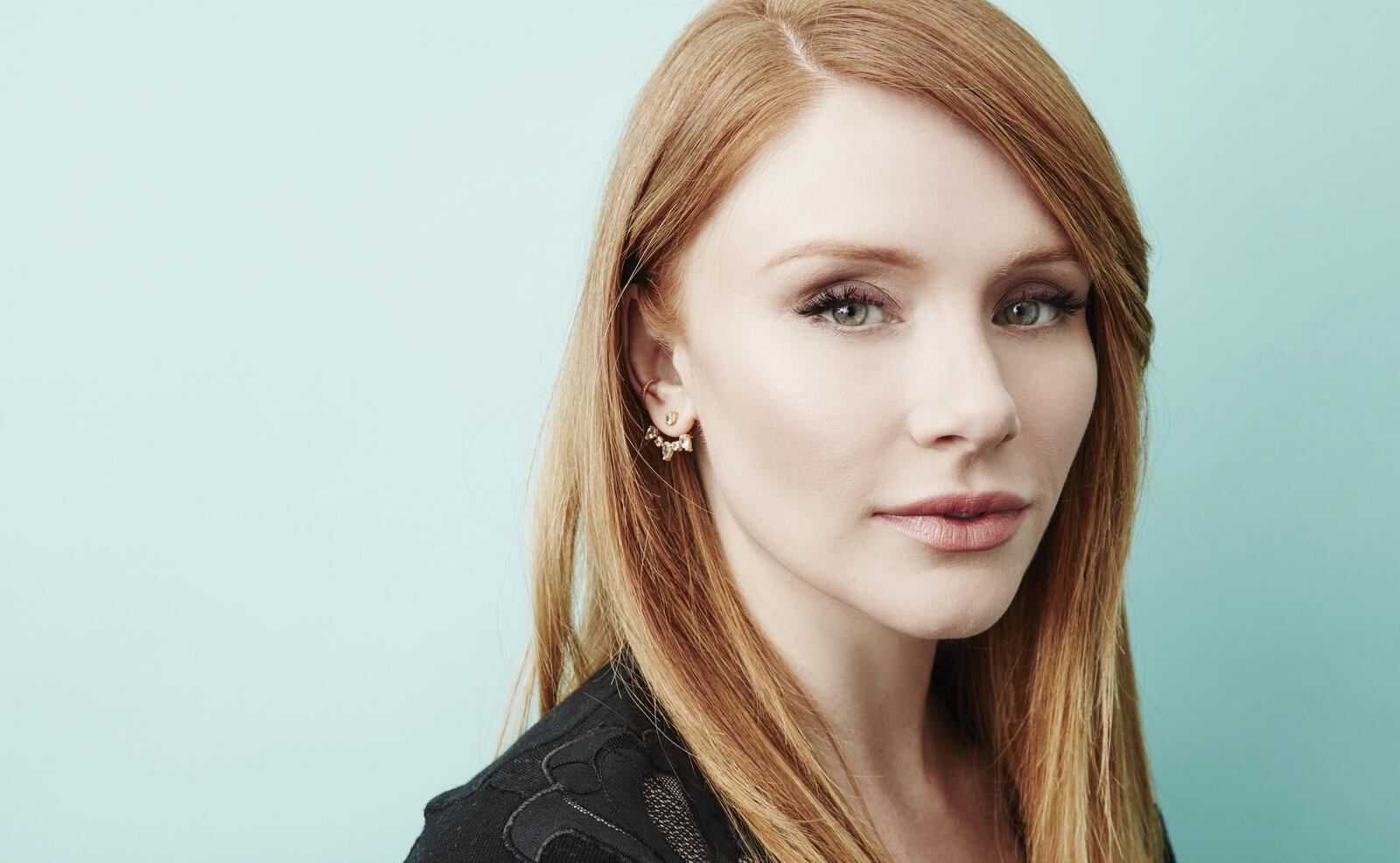 Wallpapers Bryce dallas howard redhead long-haired on the desktop