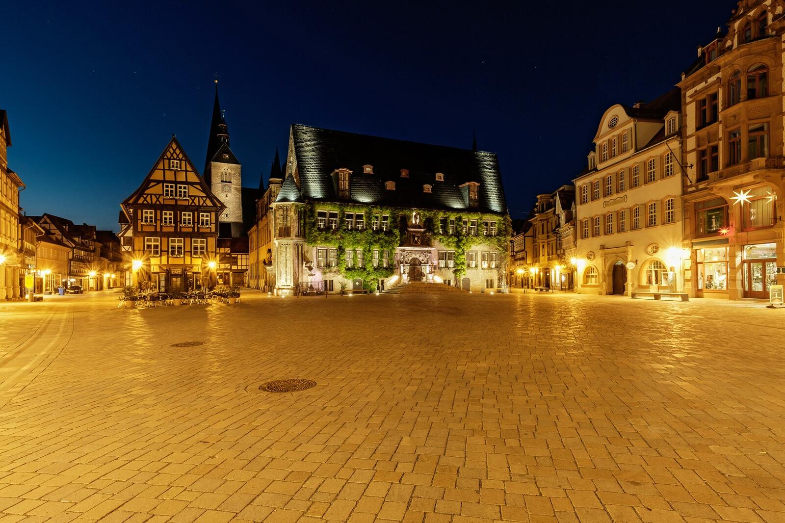 Wallpapers Saxony-Anhalt Old Town Hall Germany on the desktop