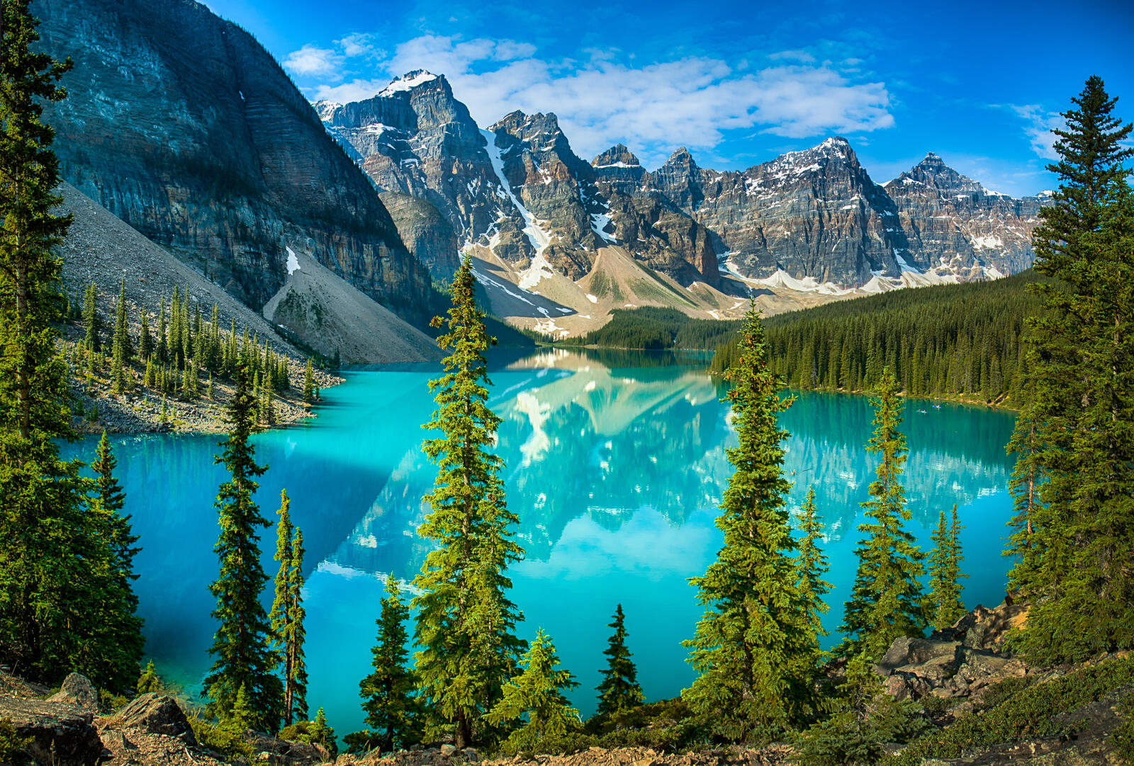 Wallpapers mountains trees Lake Moraine on the desktop