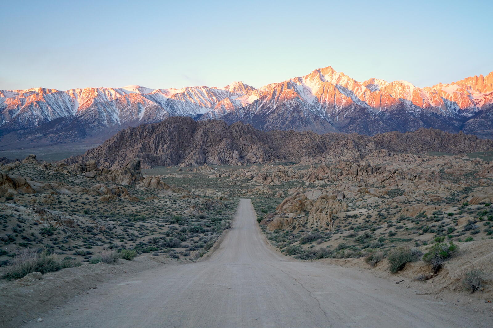Wallpapers road desert landscape on the desktop