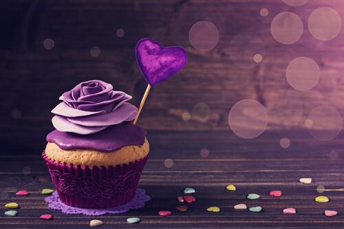 Cupcake with purple heart