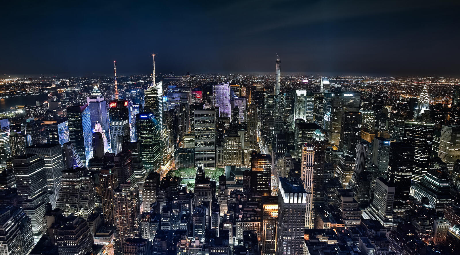 桌面上的壁纸曼哈顿市中心夜景 纽约 城市