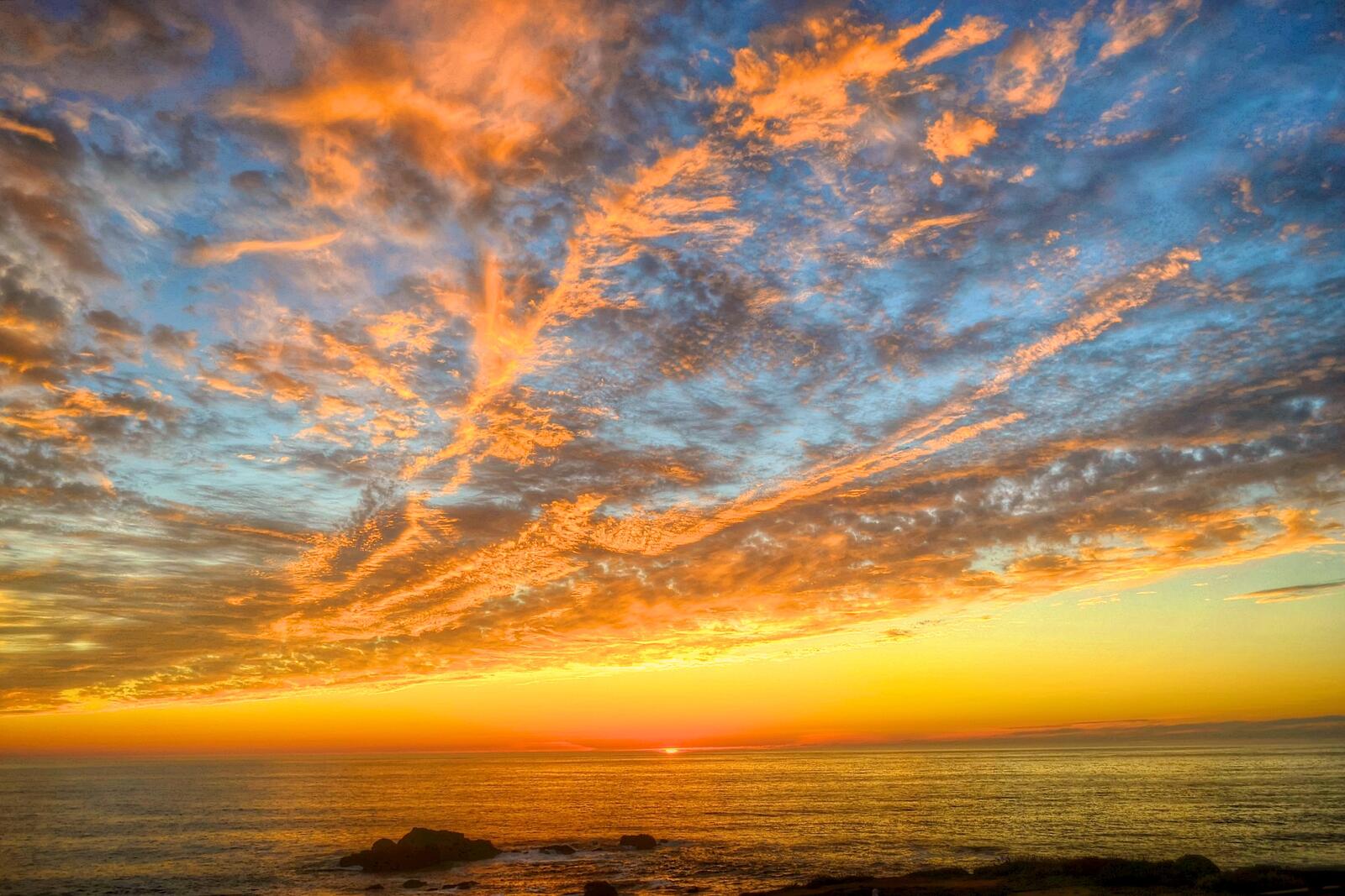 免费照片美丽的海上日落