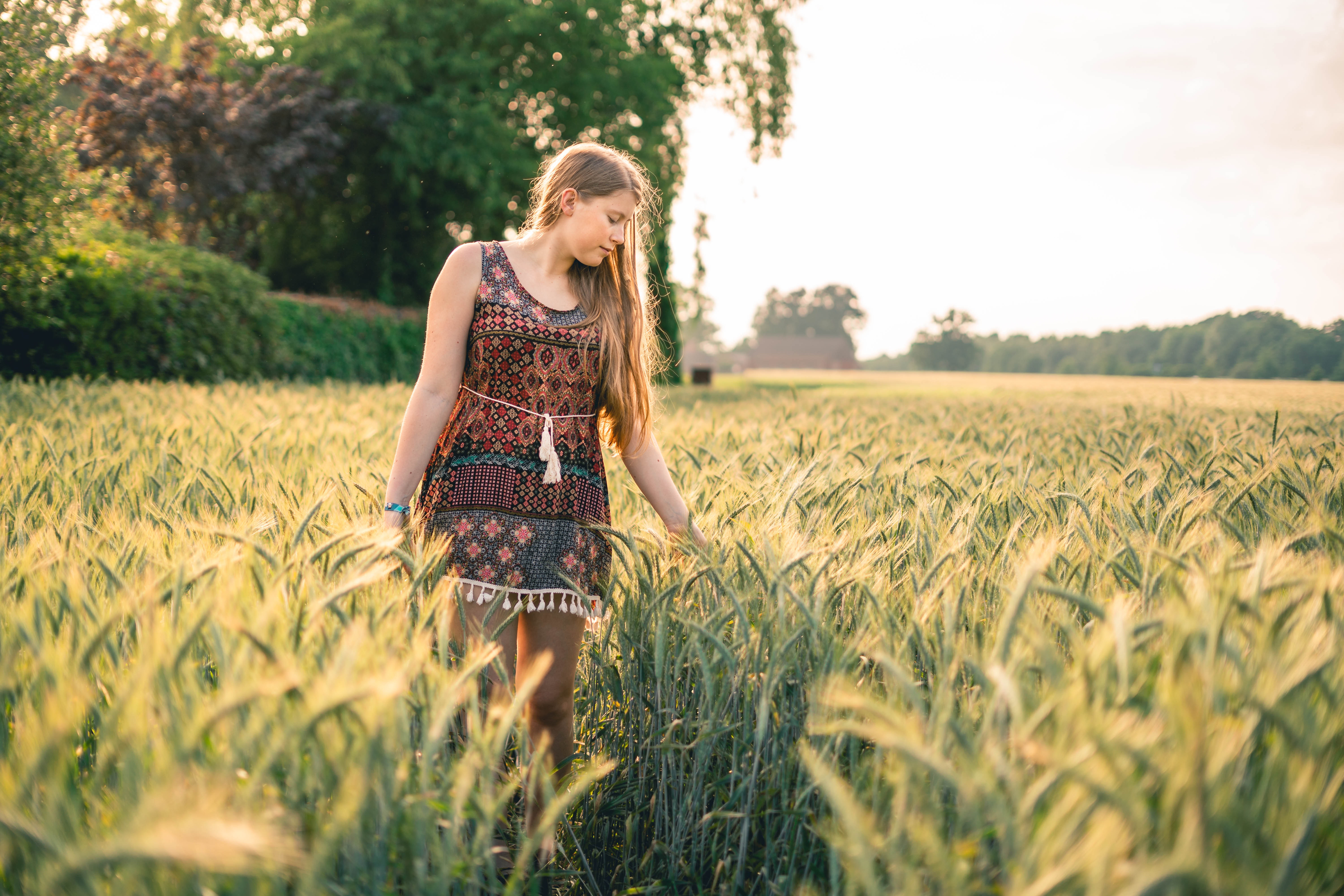 Wallpapers girl agriculture blond hair on the desktop