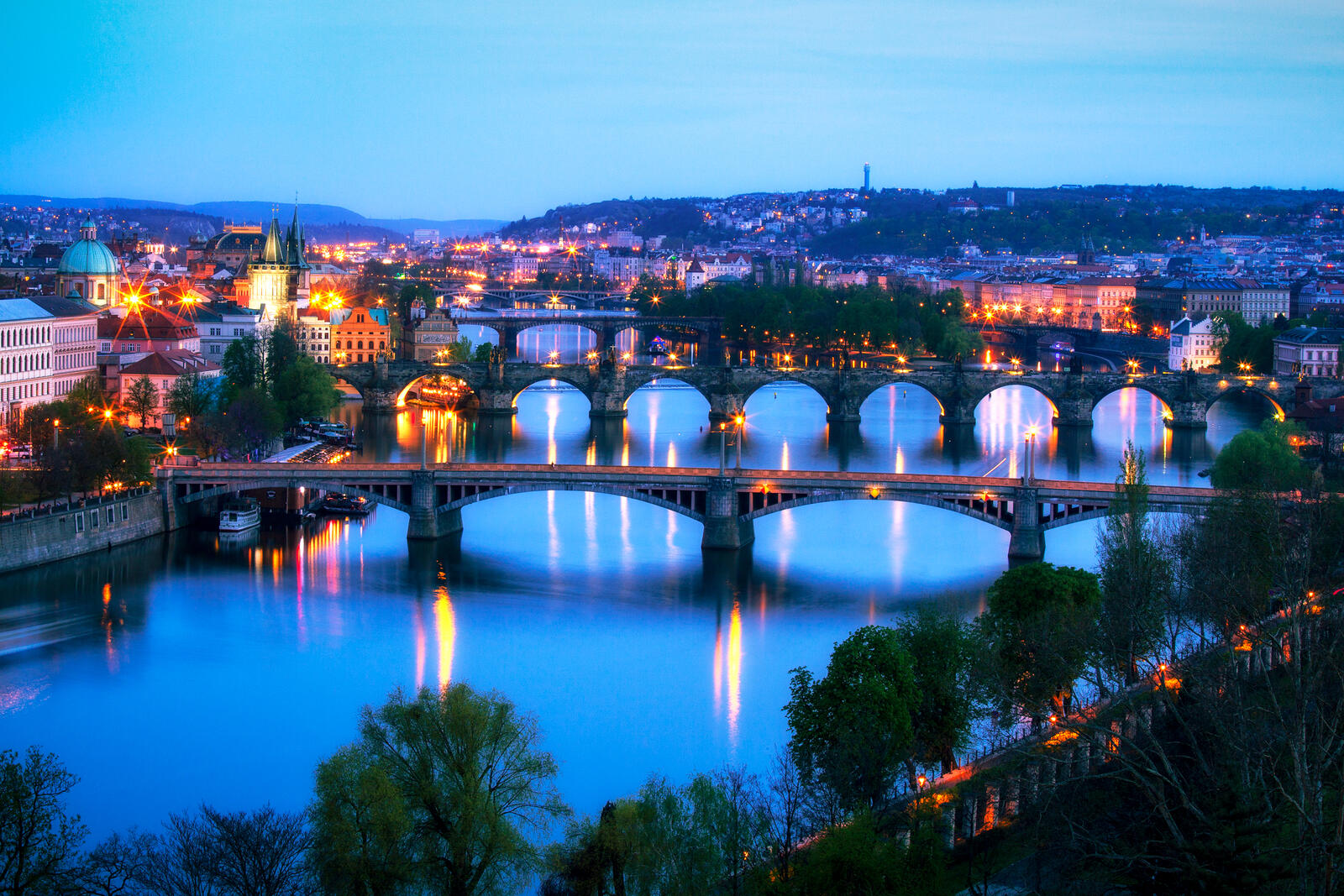Обои Прага мосты река на рабочий стол