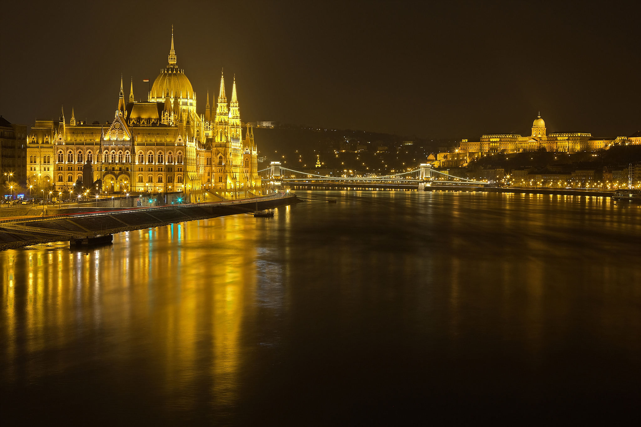 桌面上的壁纸布达佩斯 匈牙利城市 夜城