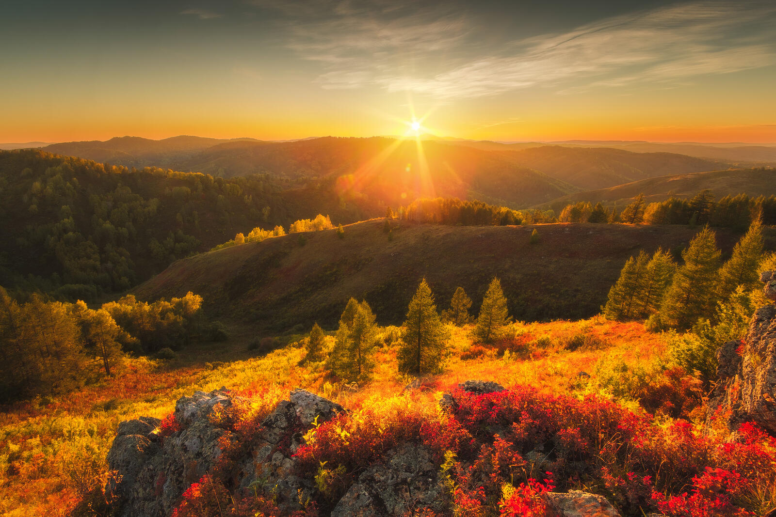 Бесплатное фото Осенний солнечный Алтай