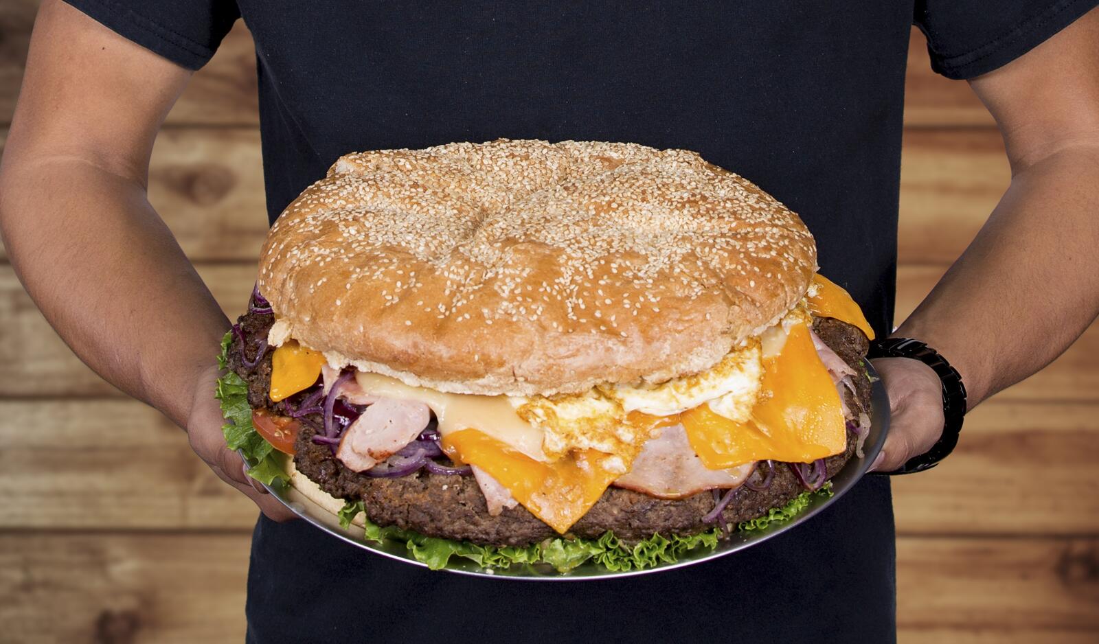 Обои большой гамбургер мясо сыр на рабочий стол