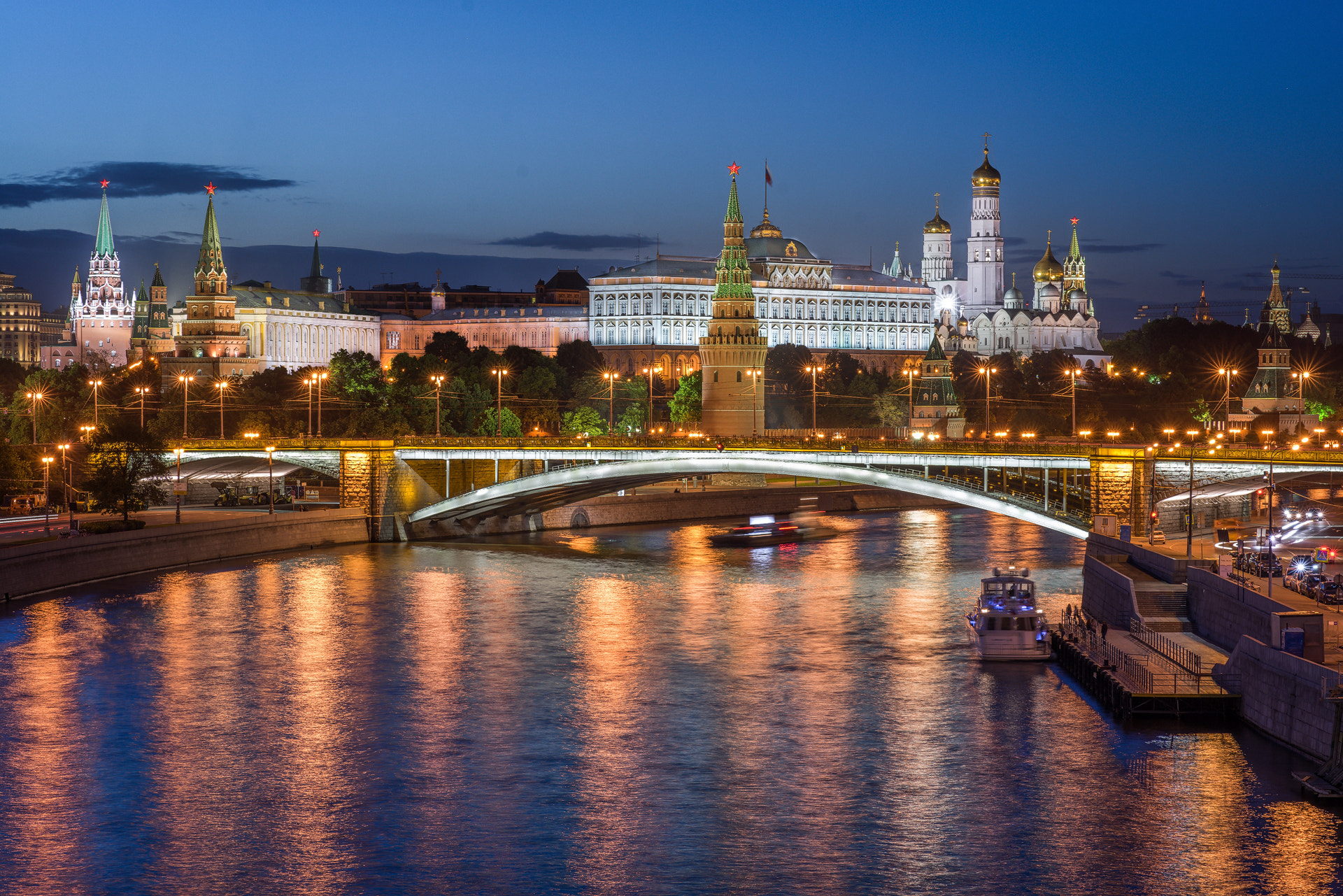 桌面上的壁纸夜城 照明 莫斯科