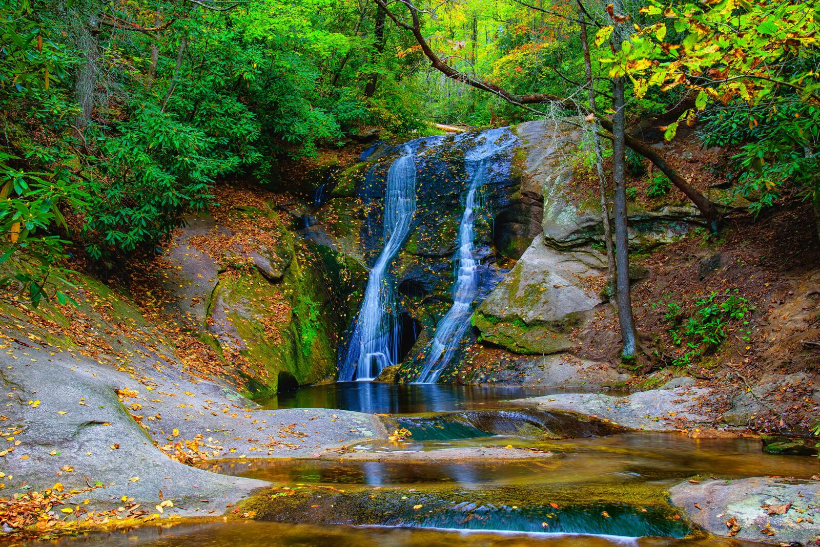 Обои Widow s Creek Falls Stone Mountain State Park North Carolina на рабочий стол
