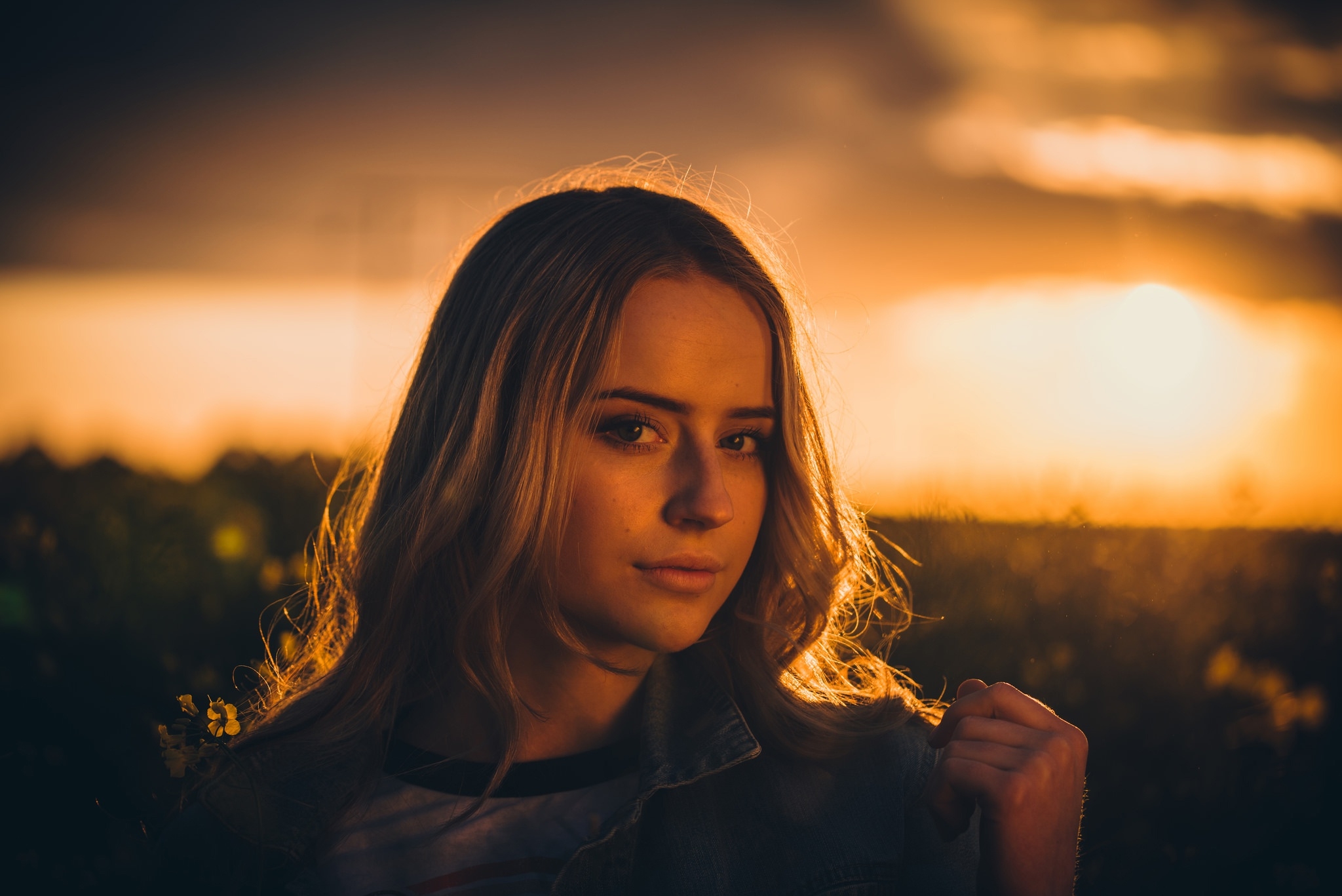 Photo woman sunset long hair - free pictures on Fonwall