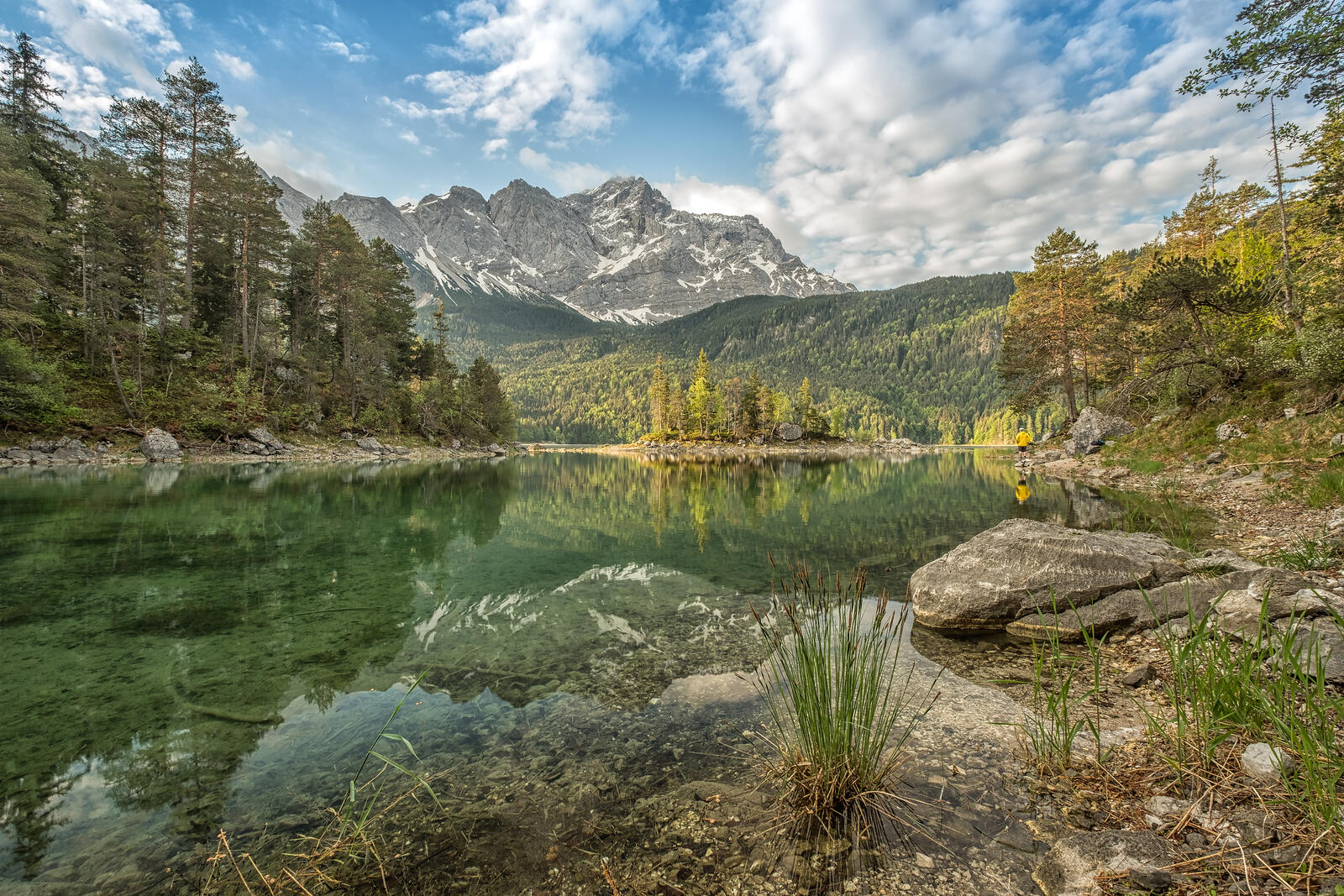 Wallpapers Lake Eibsee Germany mountains on the desktop