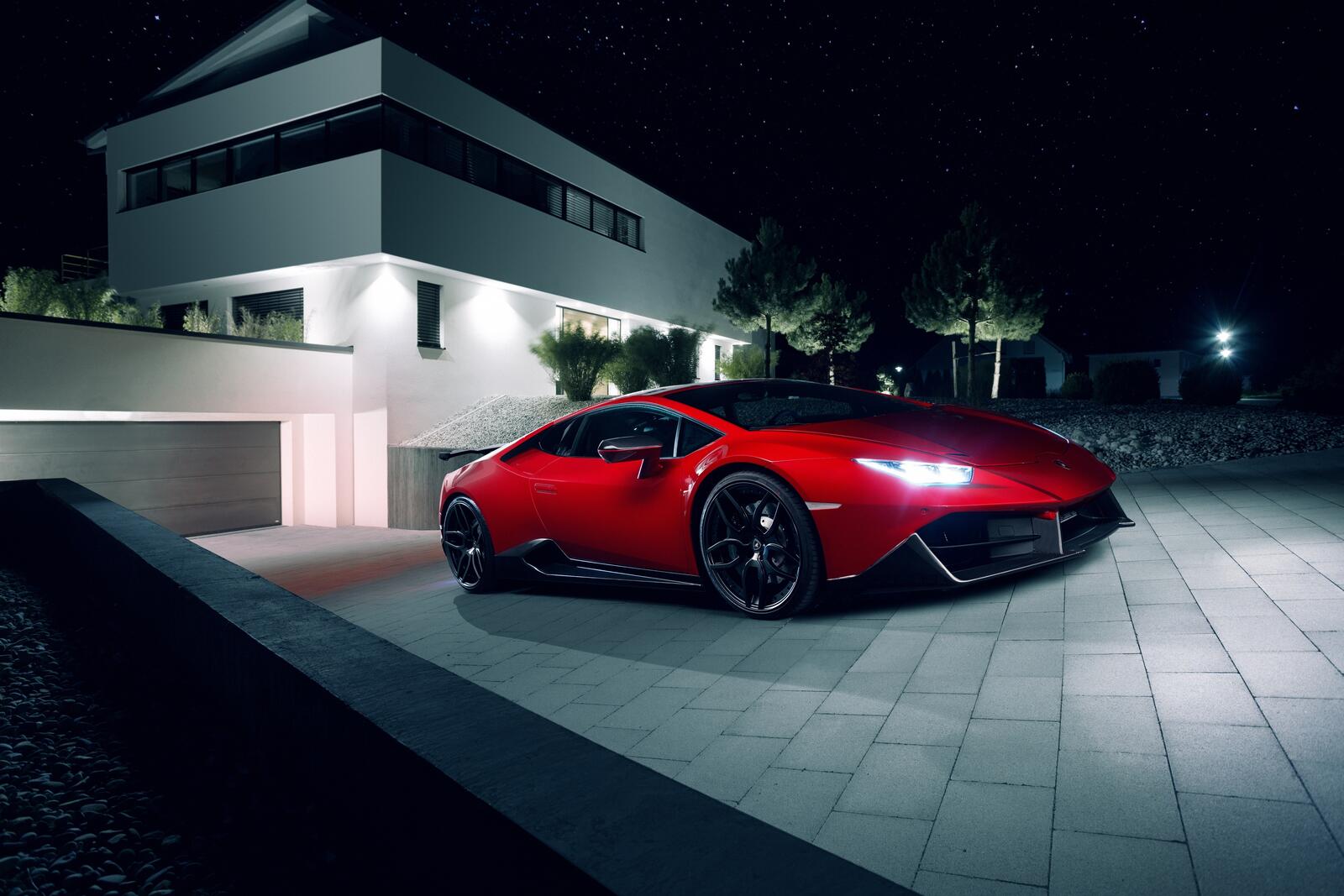 Обои Lamborghini Huracan красные ночь на рабочий стол