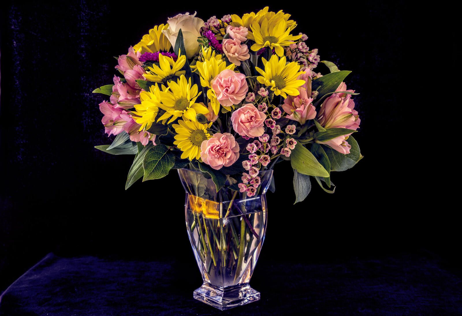 Обои цветение ваза флора на рабочий стол