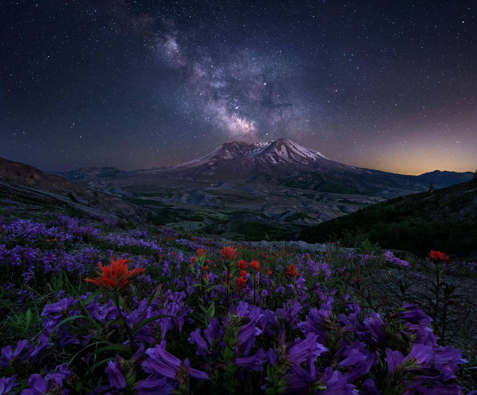 Wallpapers Mount St Helens USA night on the desktop