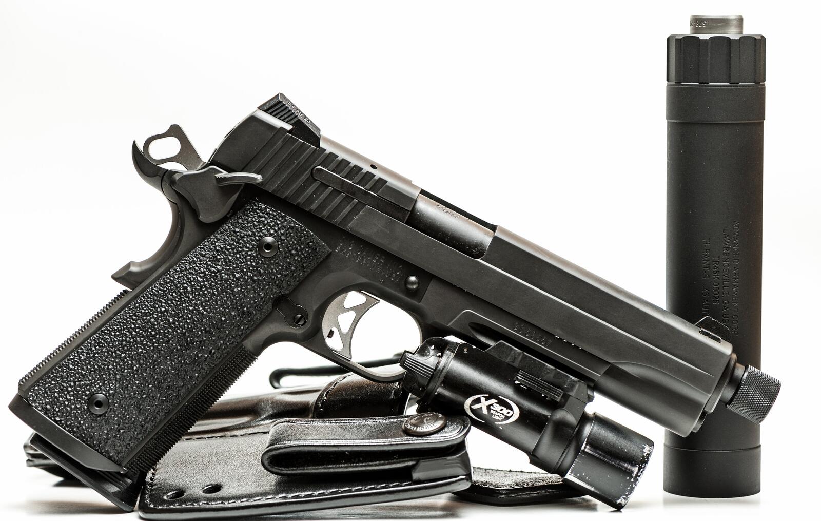 Wallpapers handgun military pistol on the desktop