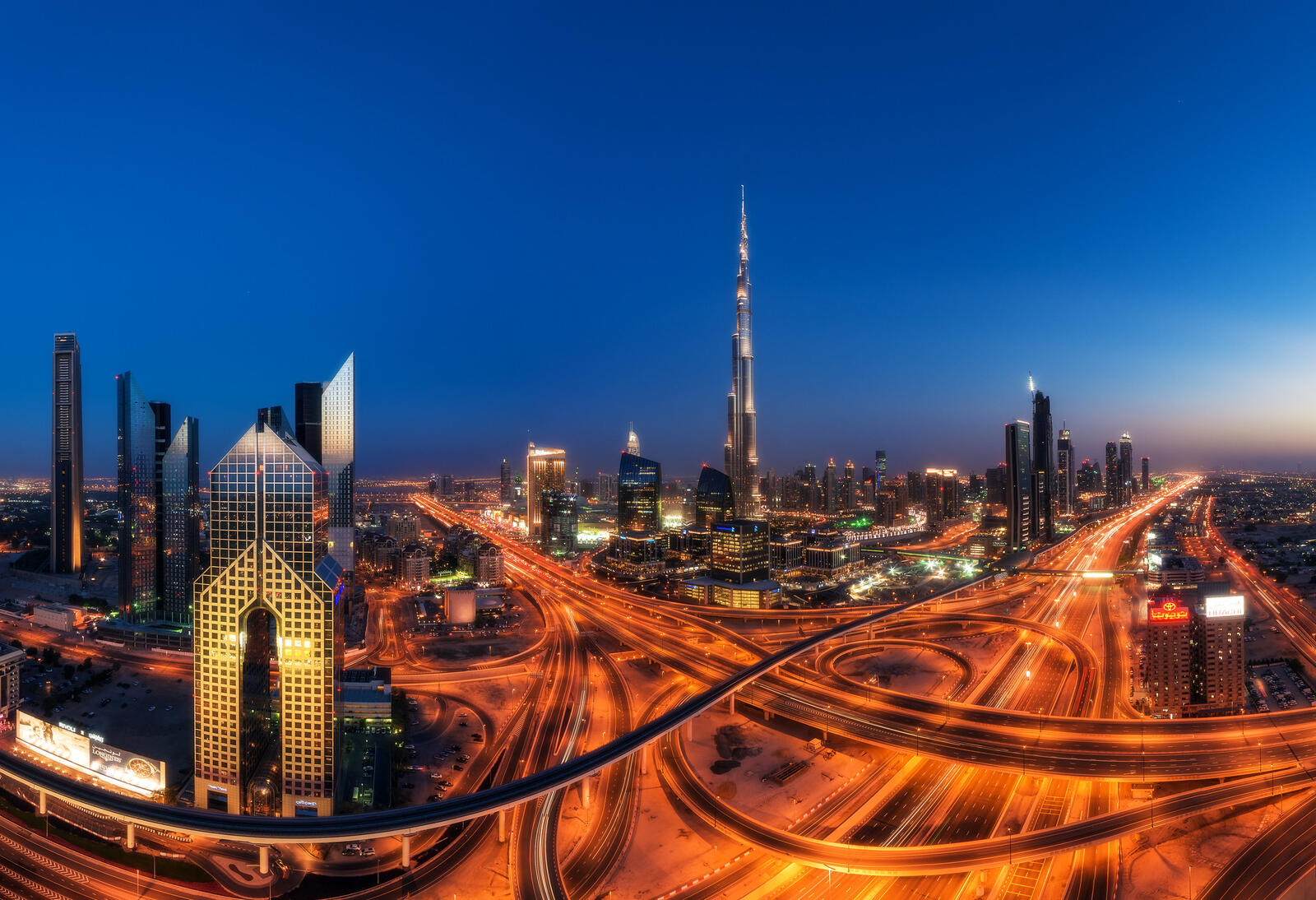 Обои ОАЭ ночной город Дубаи на рабочий стол