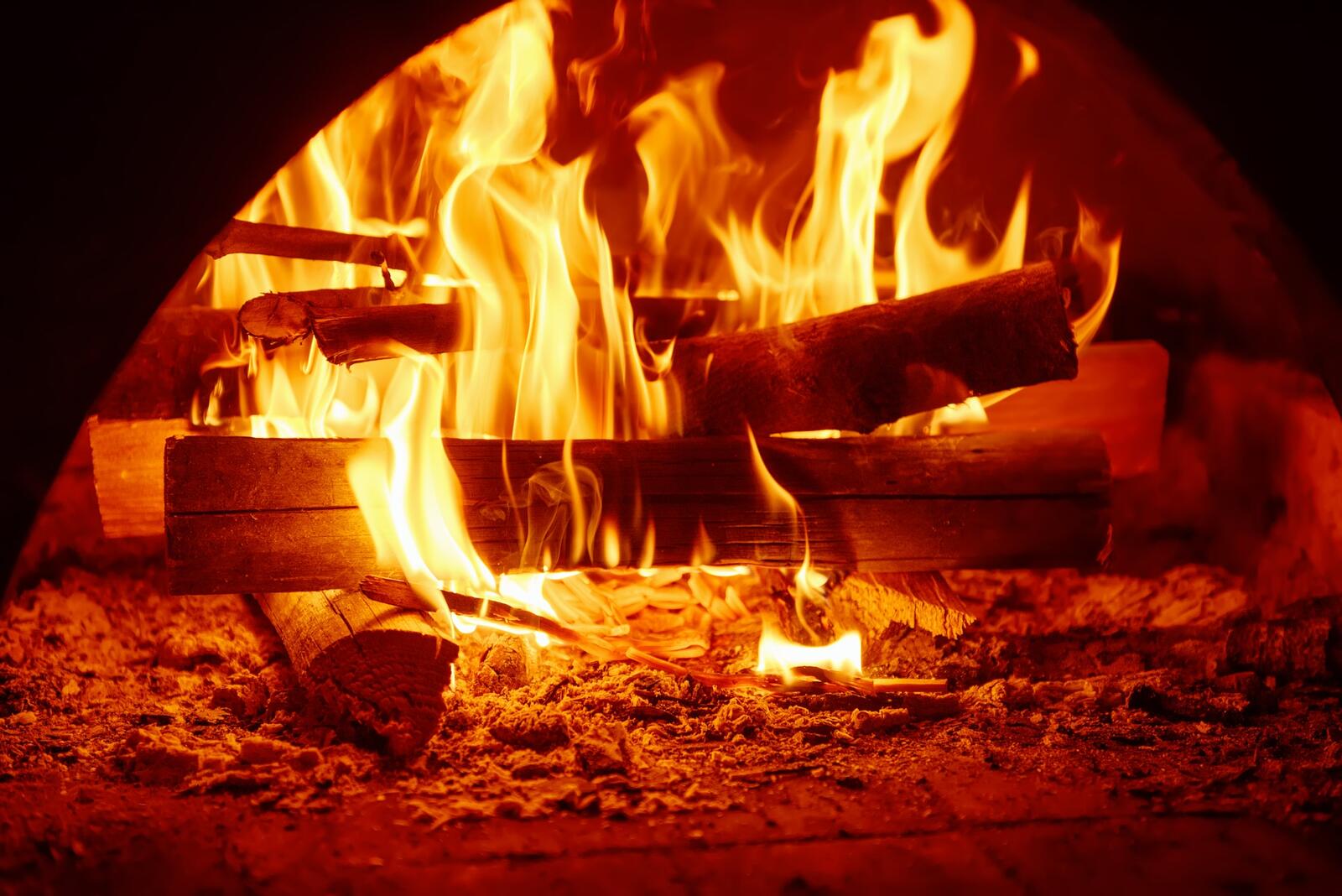 桌面上的壁纸火炉 壁炉 烤箱