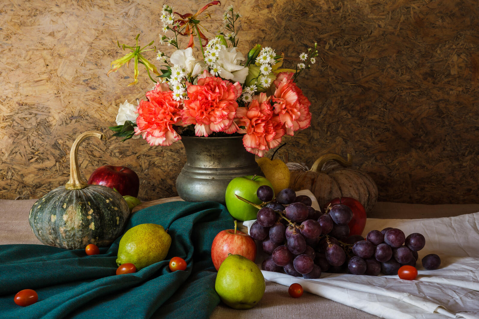 免费照片康乃馨，南瓜和水果