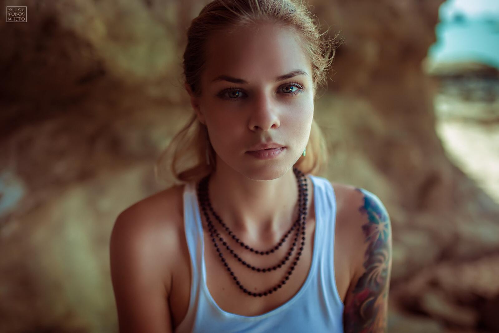 Wallpapers females blonde tattoo on the desktop